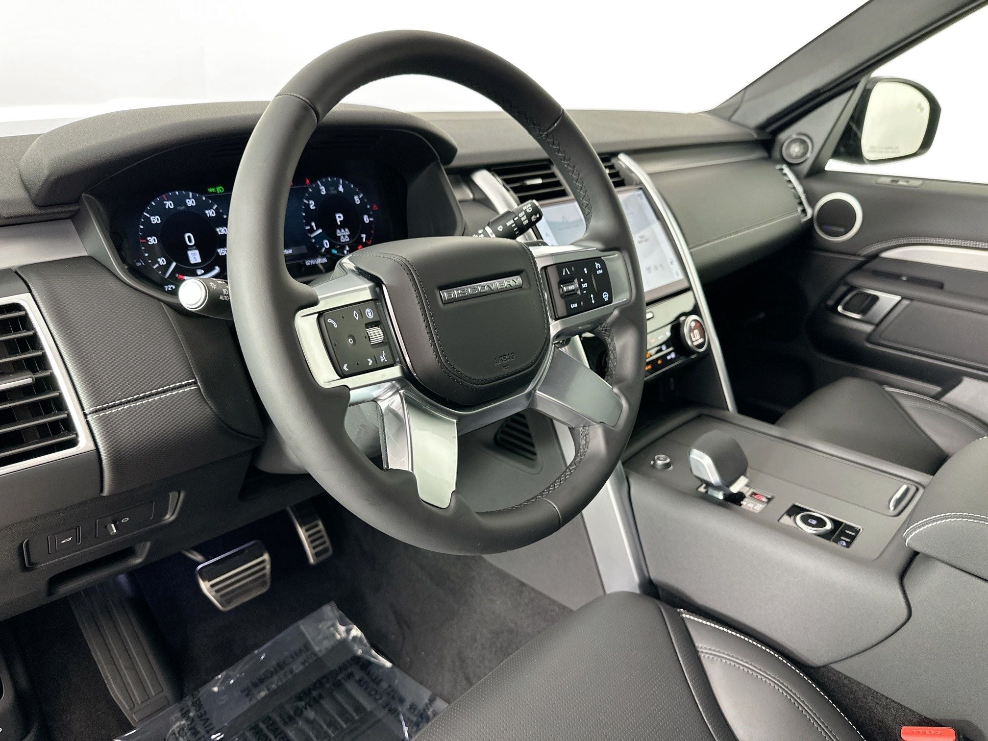2026 Land Rover Discovery Dynamic SE