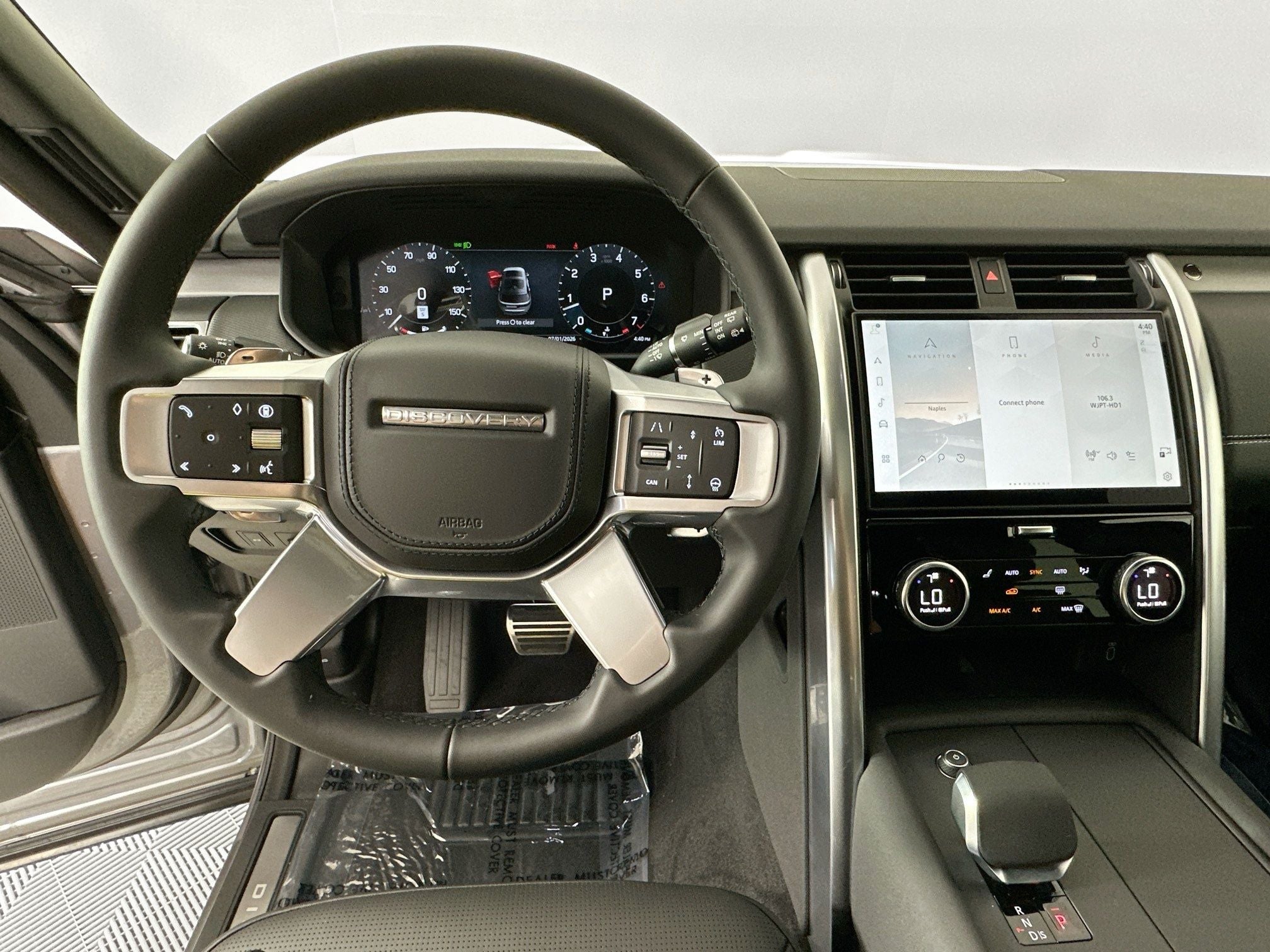 2026 Land Rover Discovery Dynamic SE