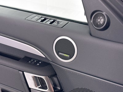 2026 Land Rover Discovery Dynamic SE