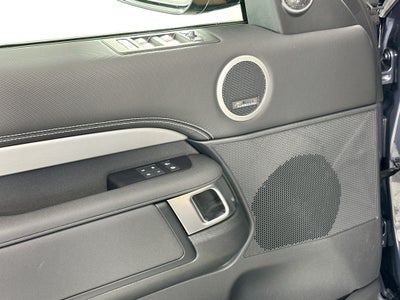 2025 Land Rover Discovery Dynamic SE