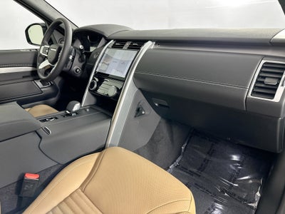 2025 Land Rover Discovery Dynamic SE