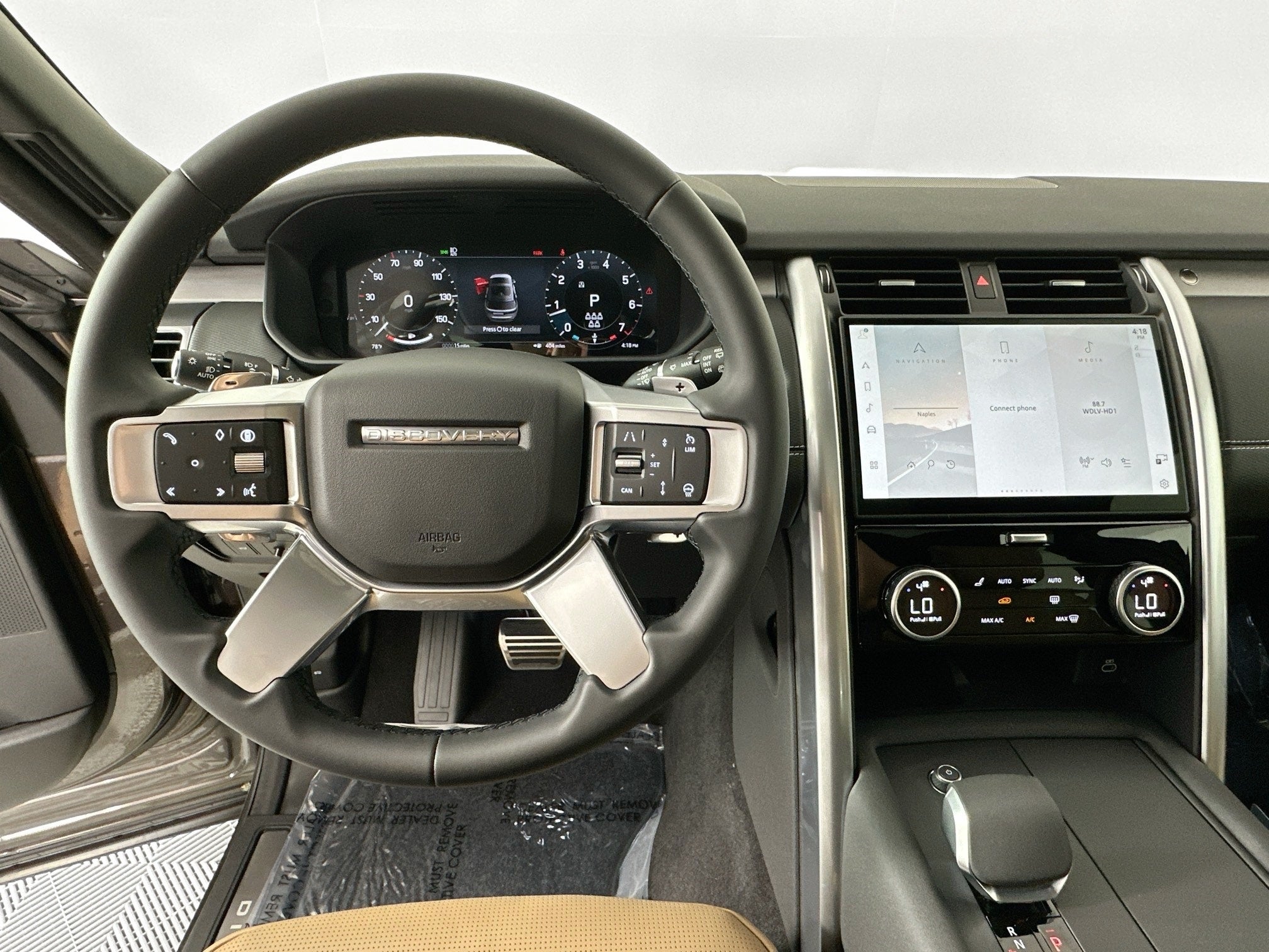 2025 Land Rover Discovery Dynamic SE