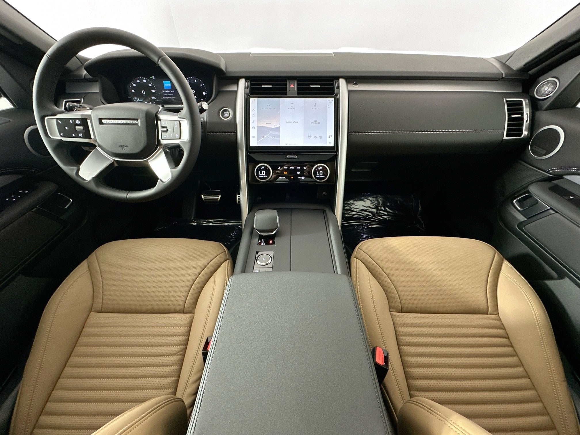 2025 Land Rover Discovery Dynamic SE