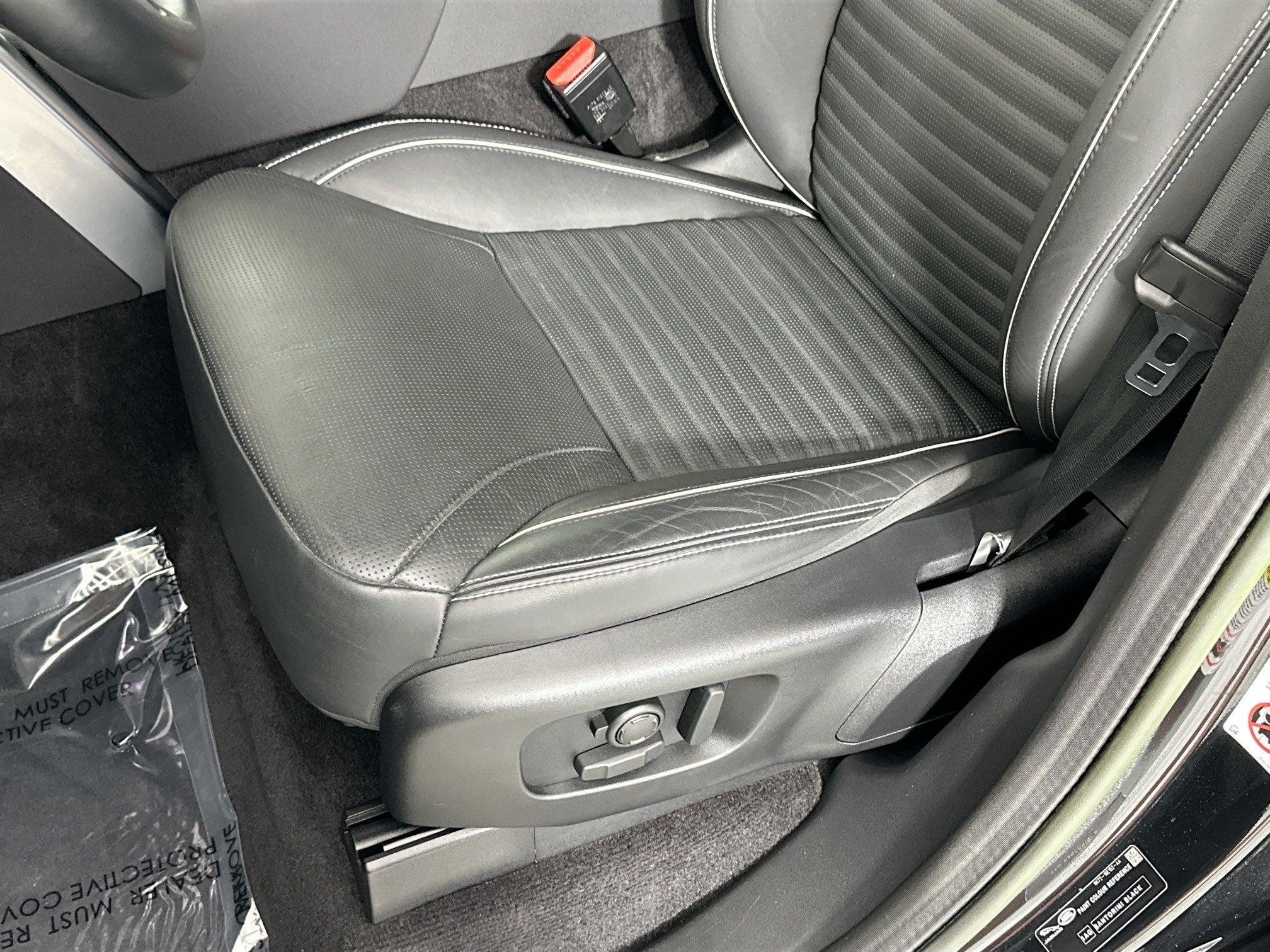 2023 Land Rover Discovery HSE R-Dynamic