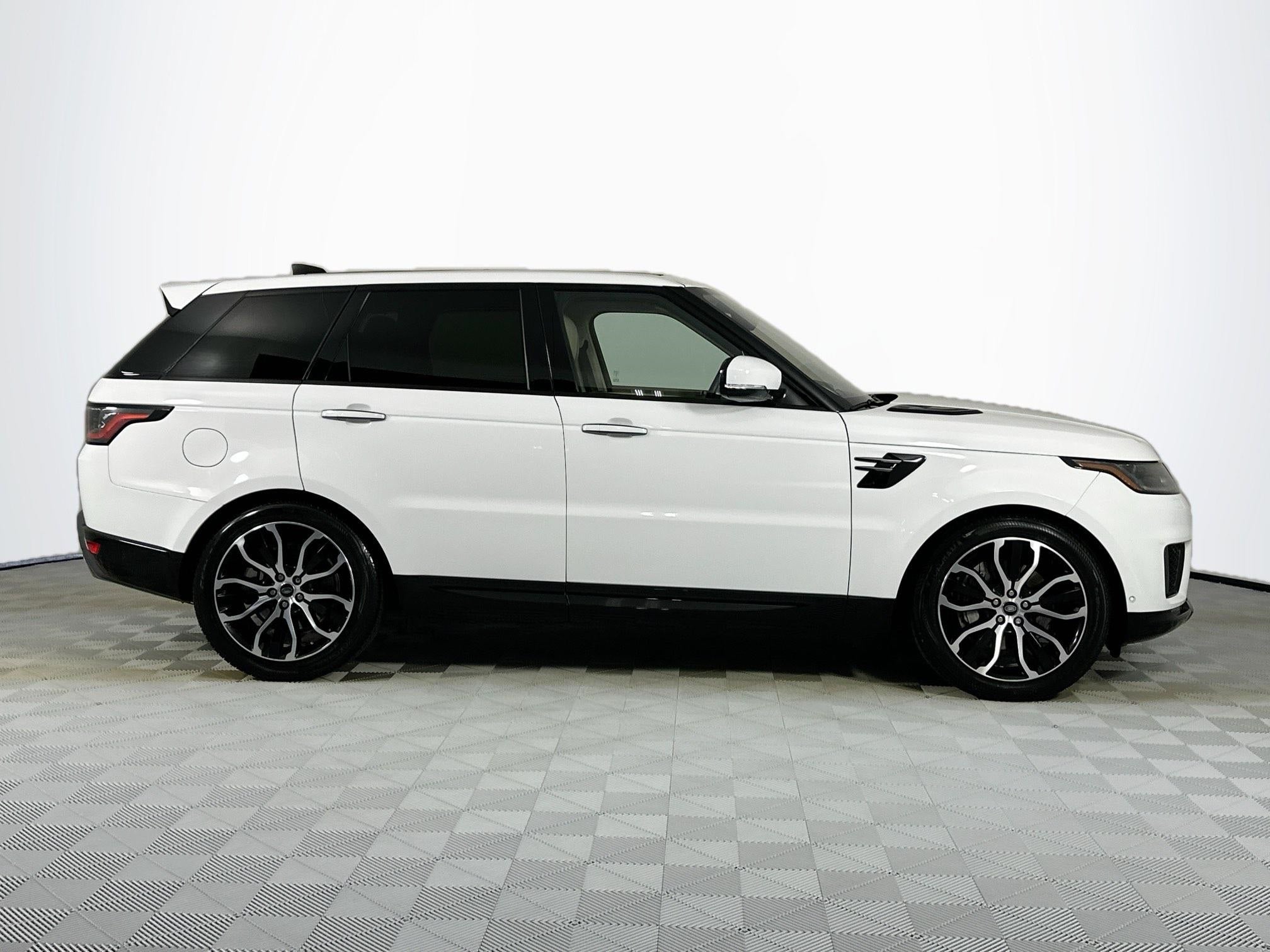 2021 Land Rover Range Rover Sport HSE Silver Edition
