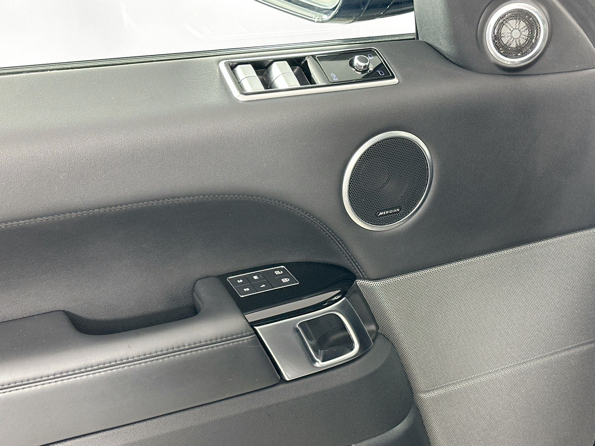 2021 Land Rover Range Rover Sport HSE Silver Edition