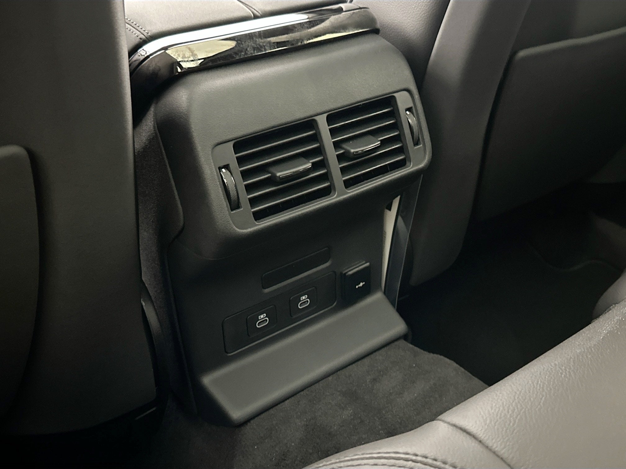 2026 Land Rover Range Rover Velar S