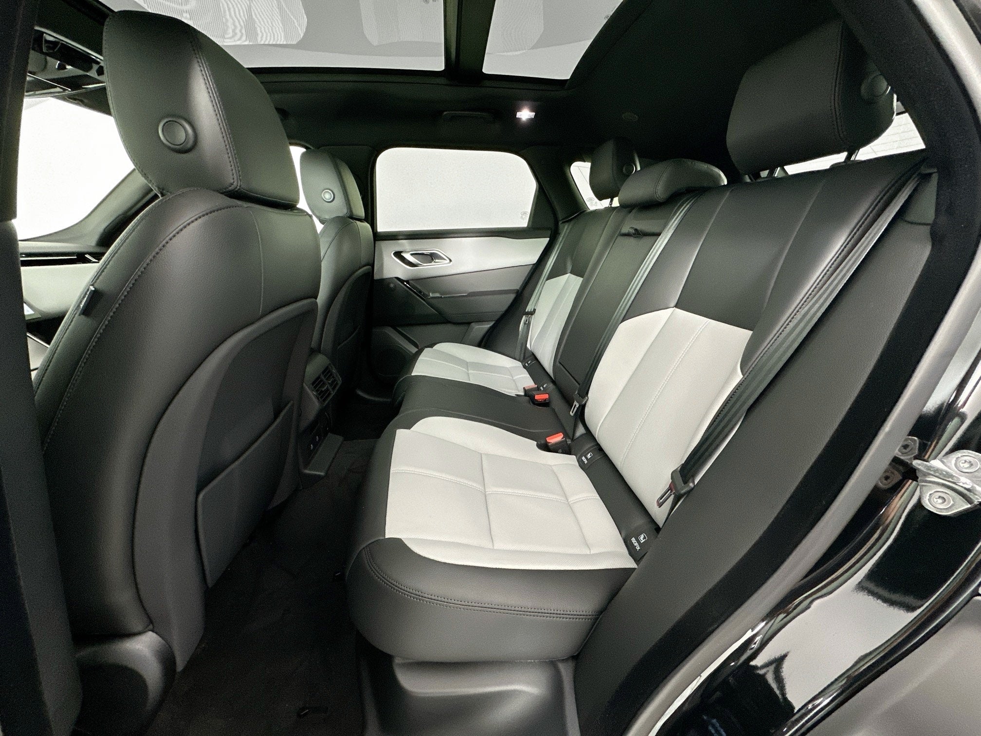 2026 Land Rover Range Rover Velar S