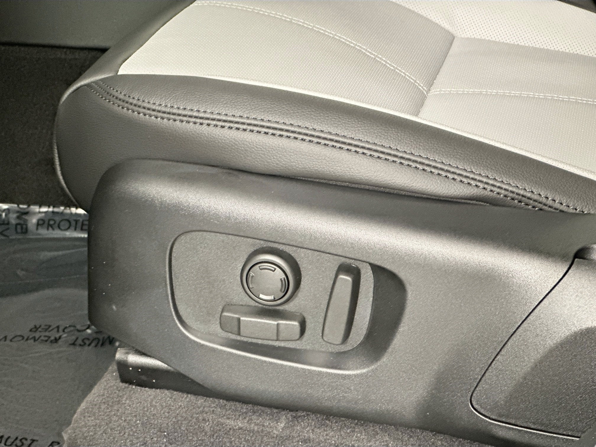 2026 Land Rover Range Rover Velar S