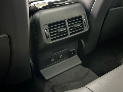 2026 Land Rover Range Rover Velar Dynamic SE