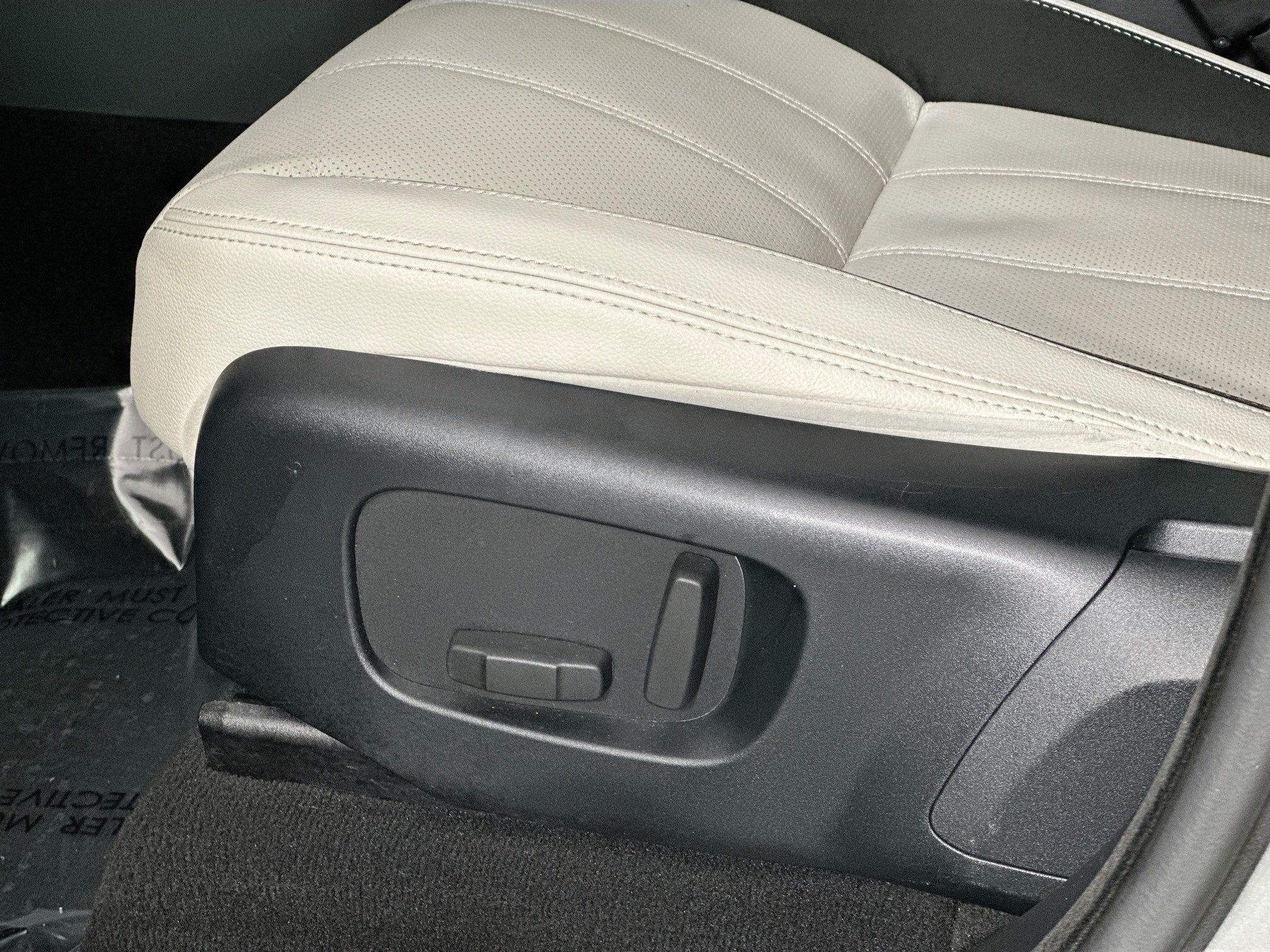 2018 Land Rover Range Rover Velar SE R-Dynamic