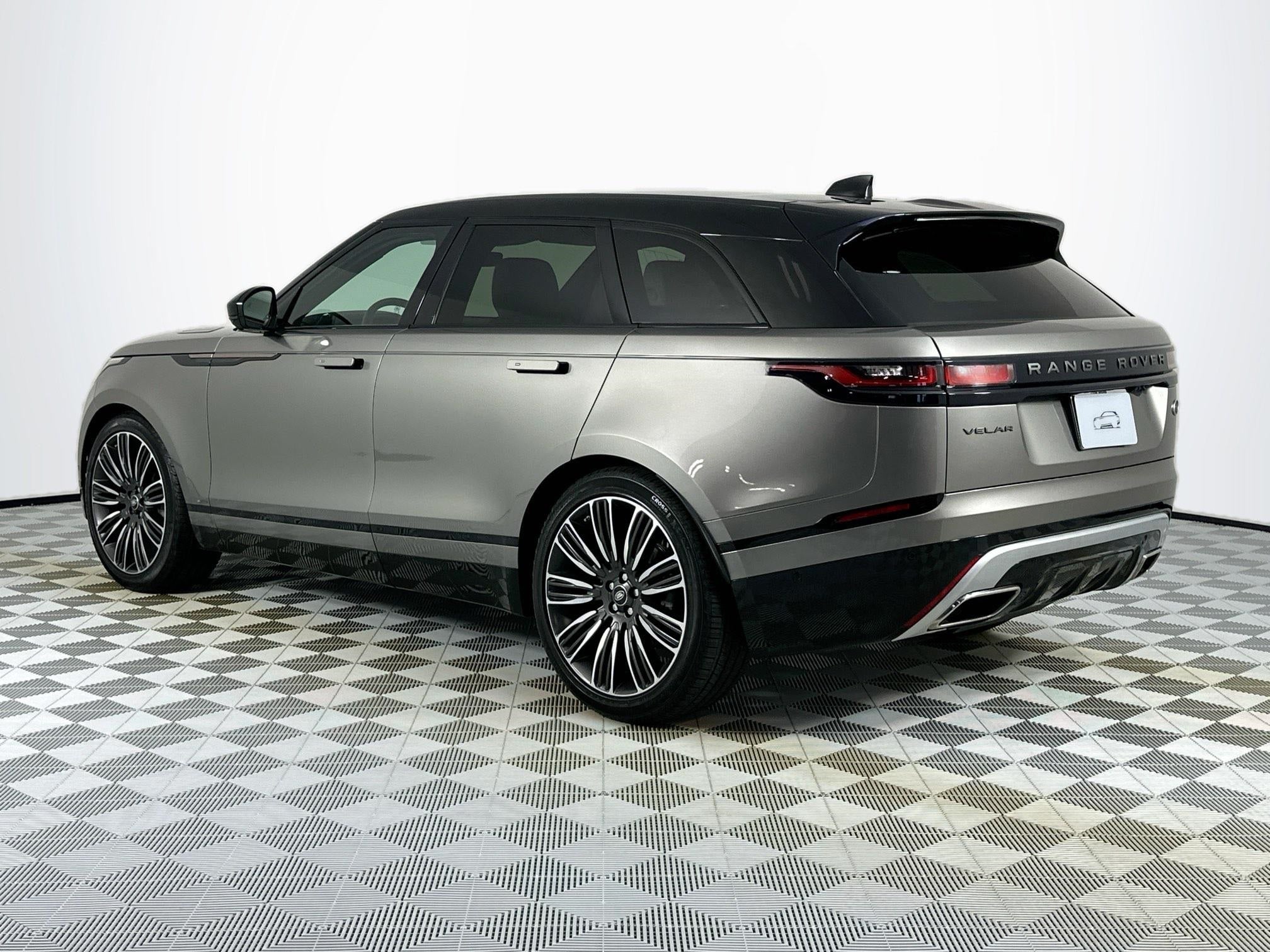 2018 Land Rover Range Rover Velar SE R-Dynamic