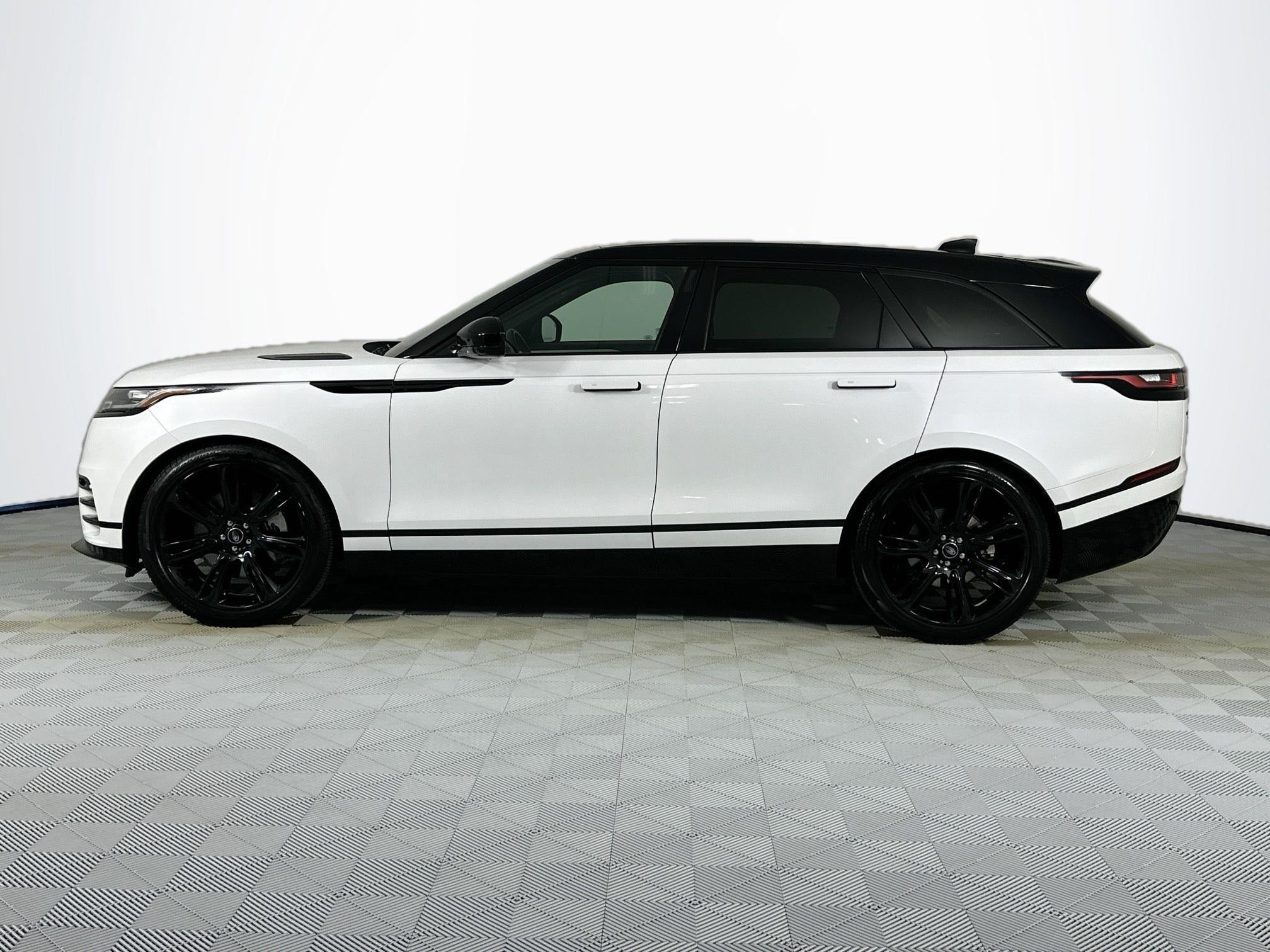 2022 Land Rover Range Rover Velar R-Dynamic HSE