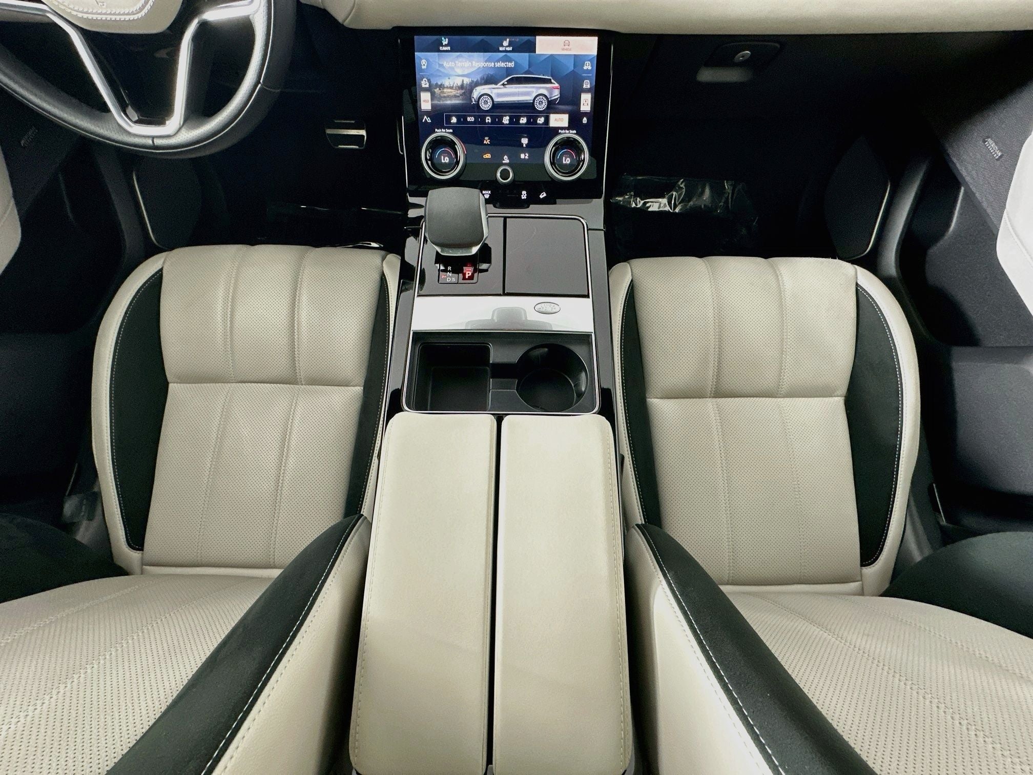 2023 Land Rover Range Rover Velar HST
