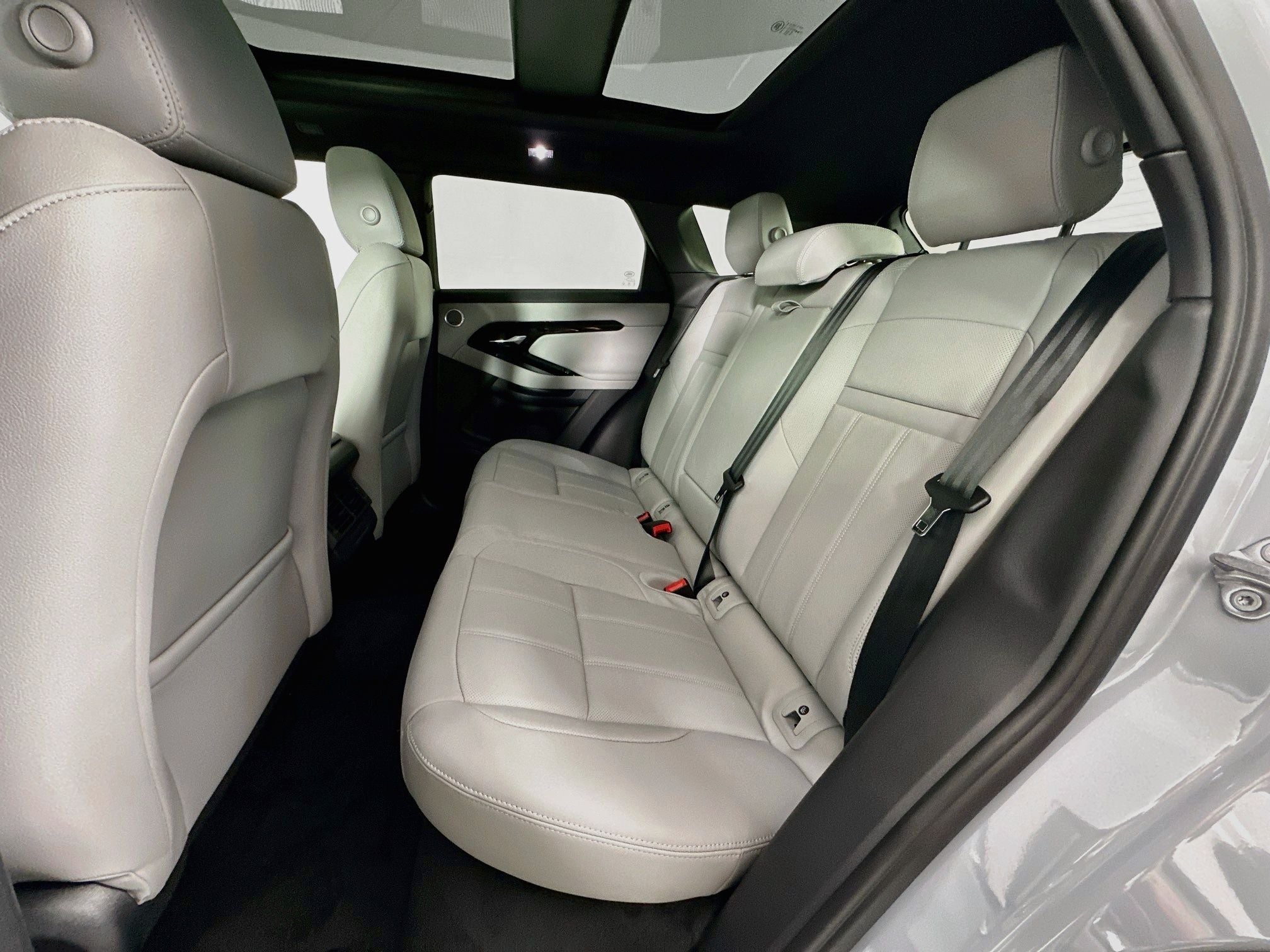 2026 Land Rover Range Rover Evoque S