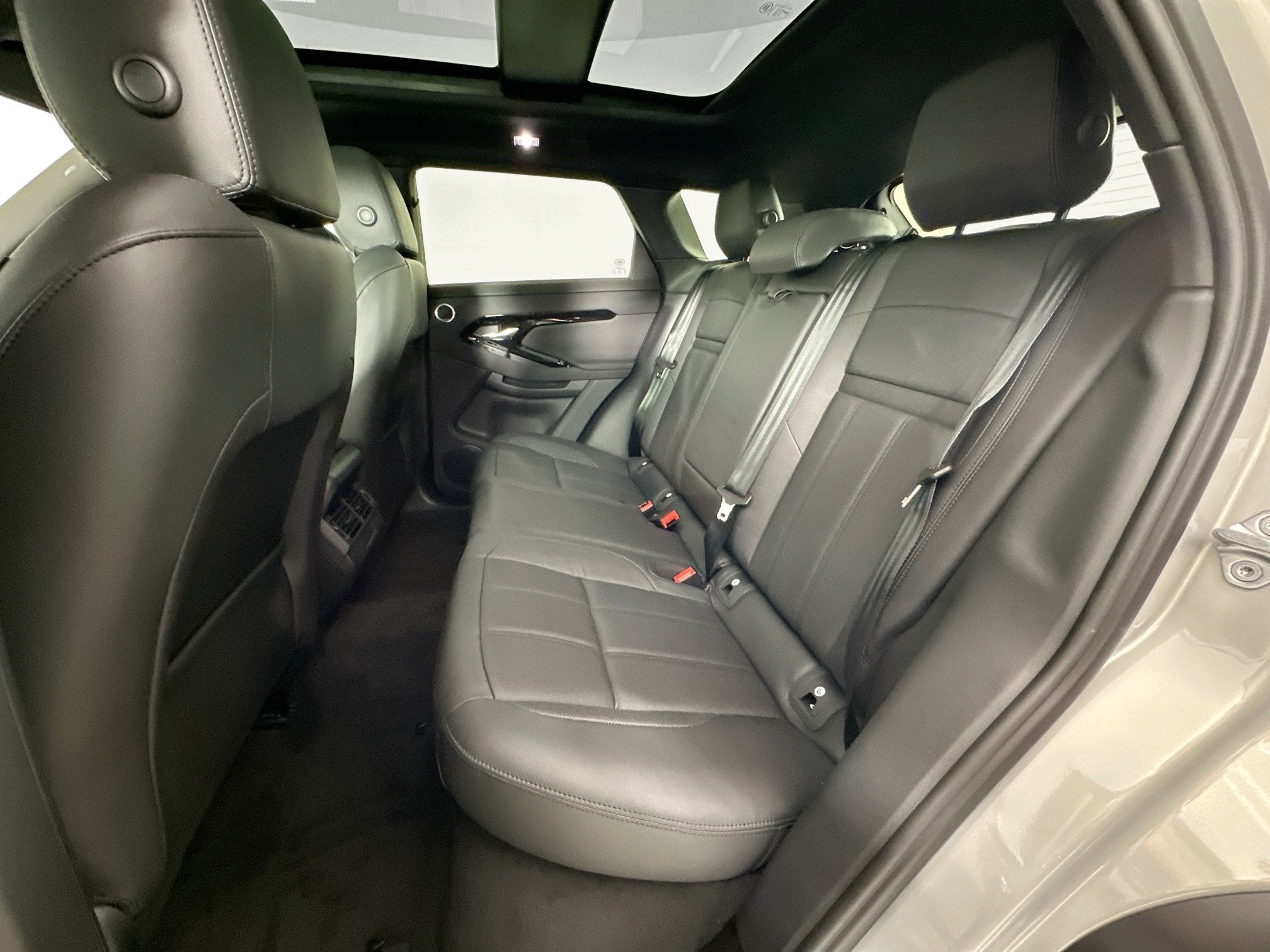 2026 Land Rover Range Rover Evoque S