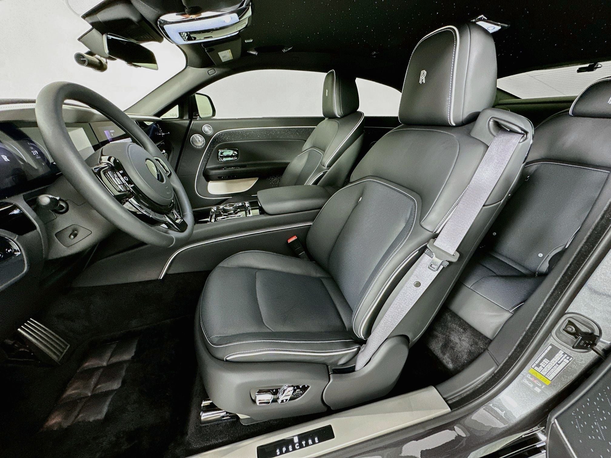 2024 Rolls-Royce Spectre 