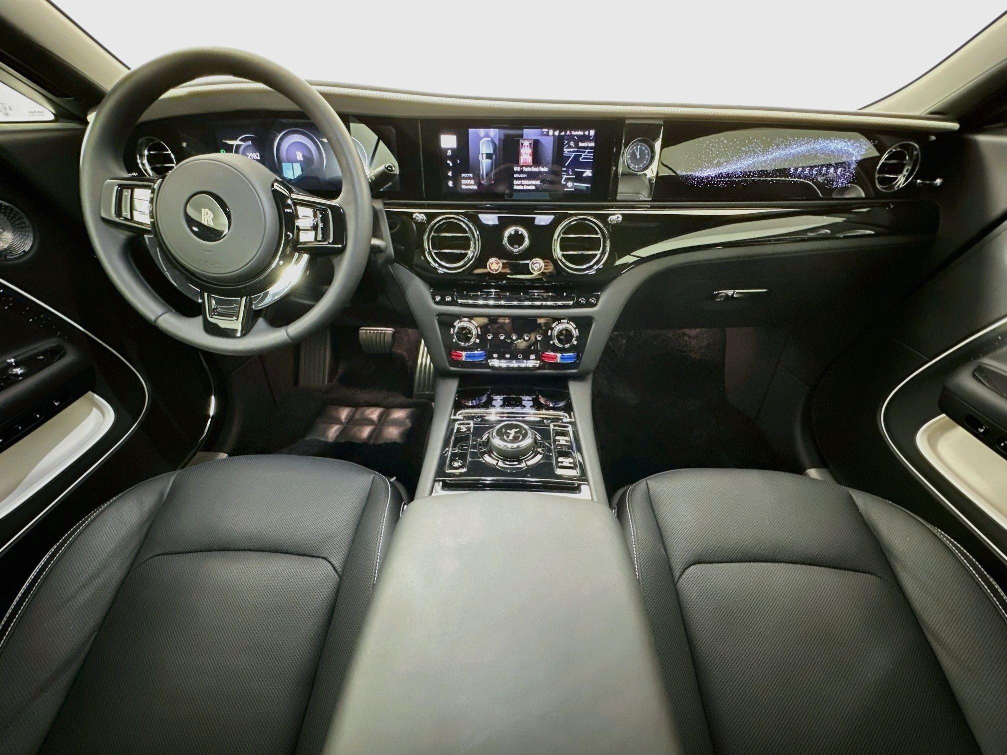 2024 Rolls-Royce Spectre 