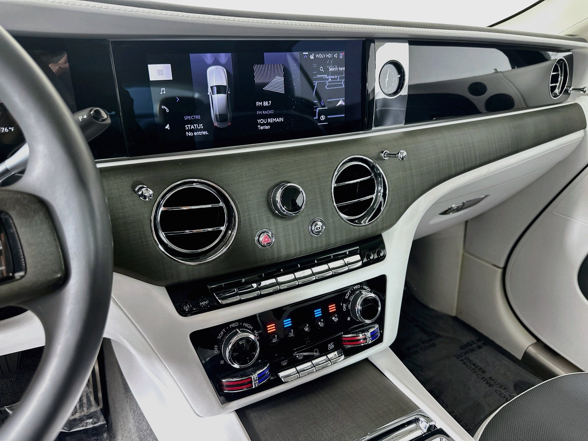 2024 Rolls-Royce Spectre 