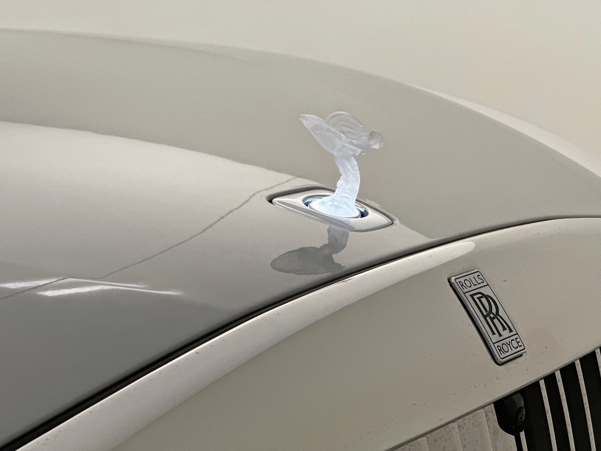 2024 Rolls-Royce Spectre 