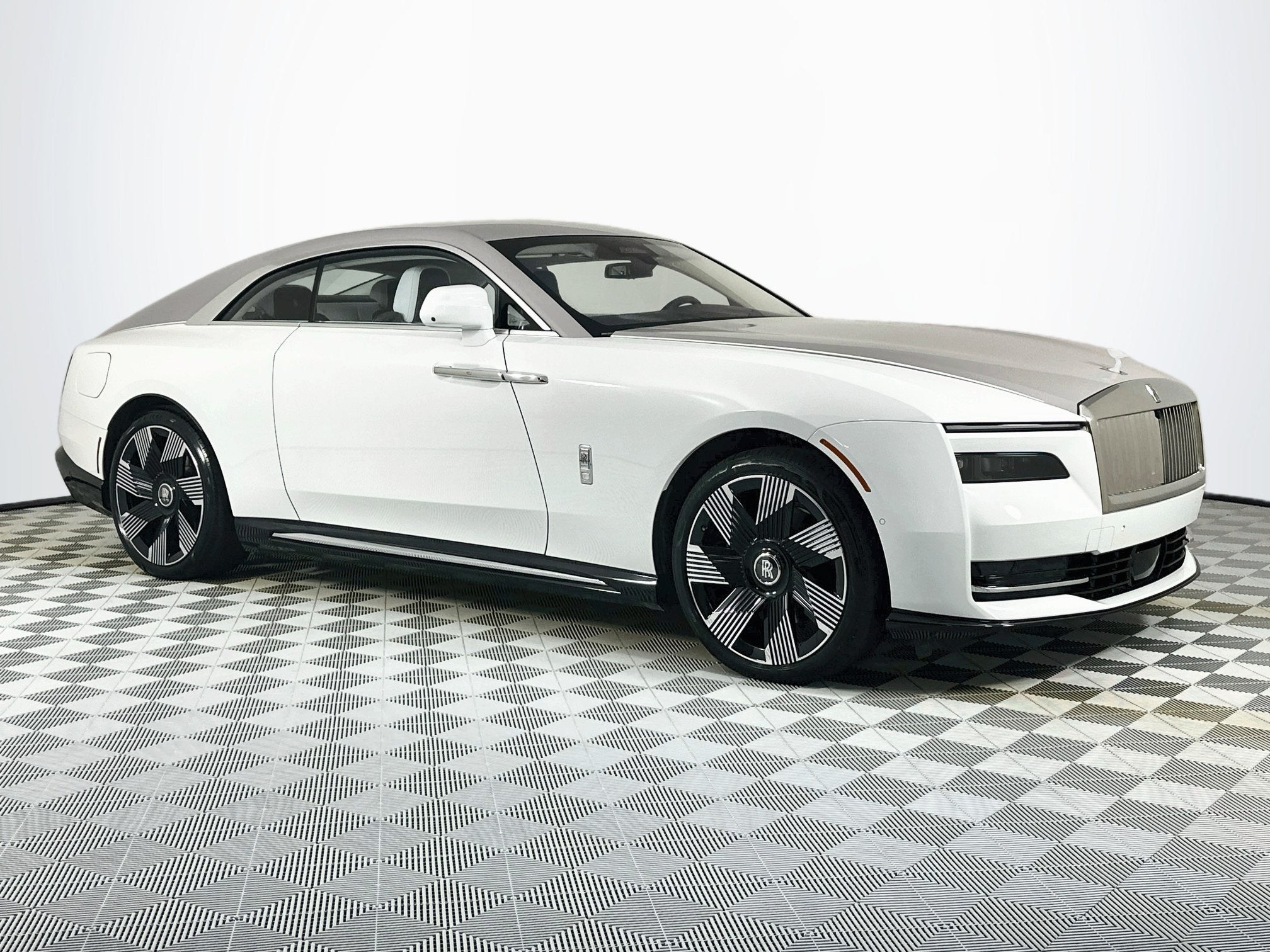 2024 Rolls-Royce Spectre 