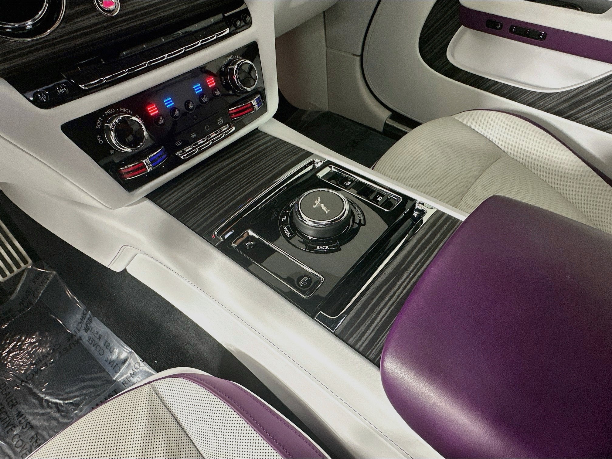 2024 Rolls-Royce Spectre 