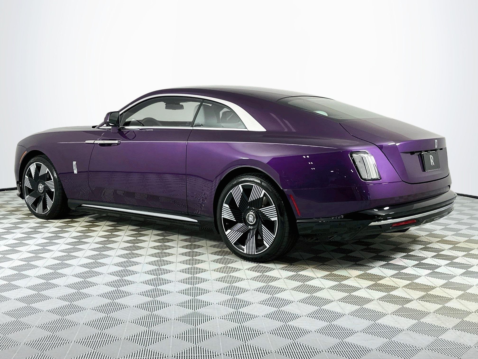 2024 Rolls-Royce Spectre 