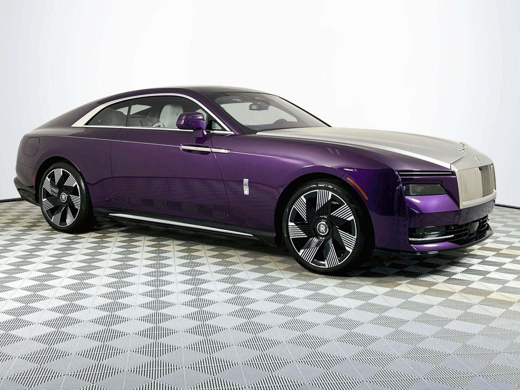 2024 Rolls-Royce Spectre 