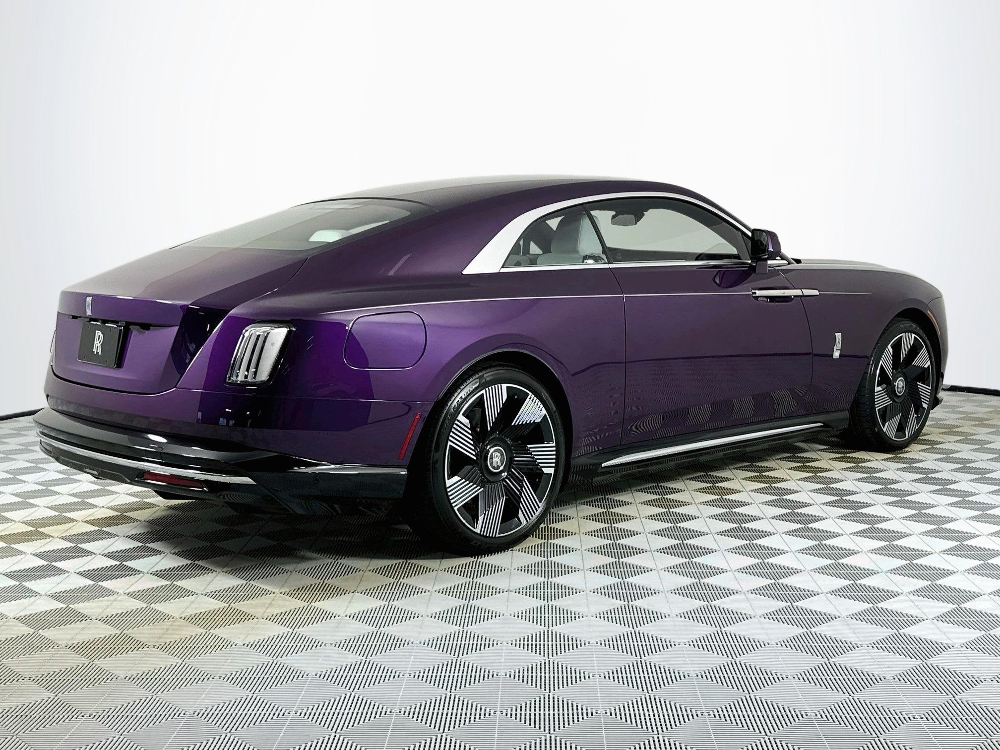 2024 Rolls-Royce Spectre 