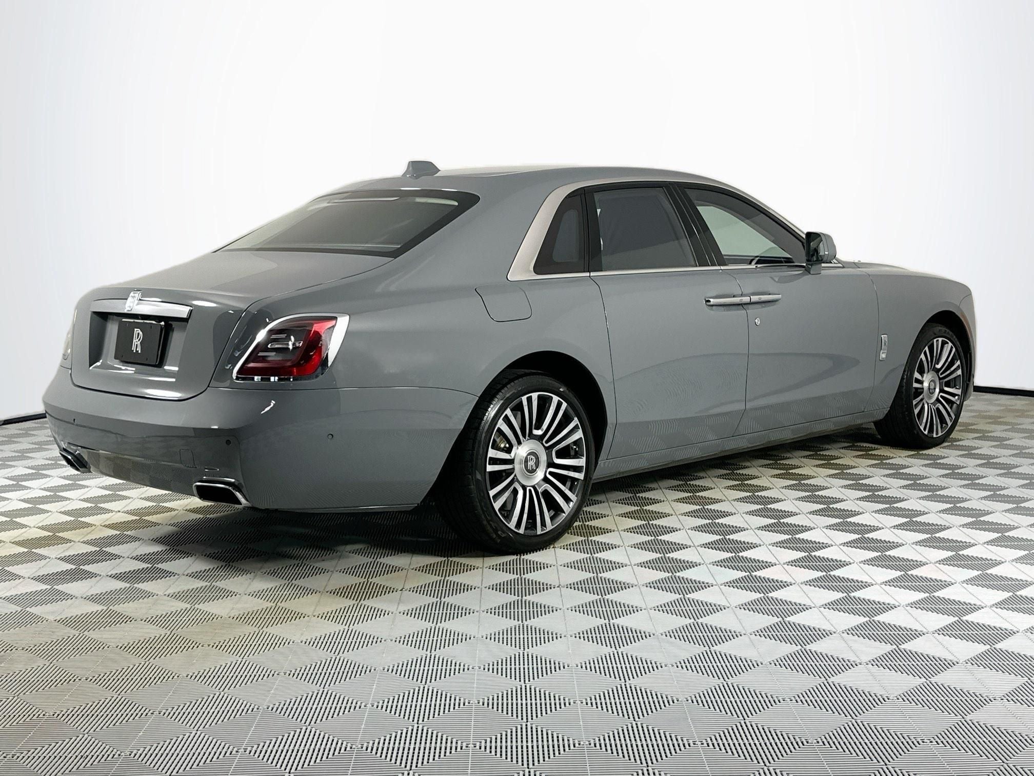 2022 Rolls-Royce Ghost 