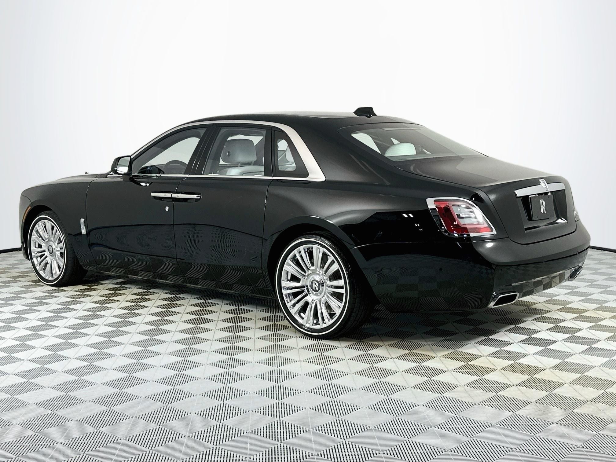 2022 Rolls-Royce Ghost 