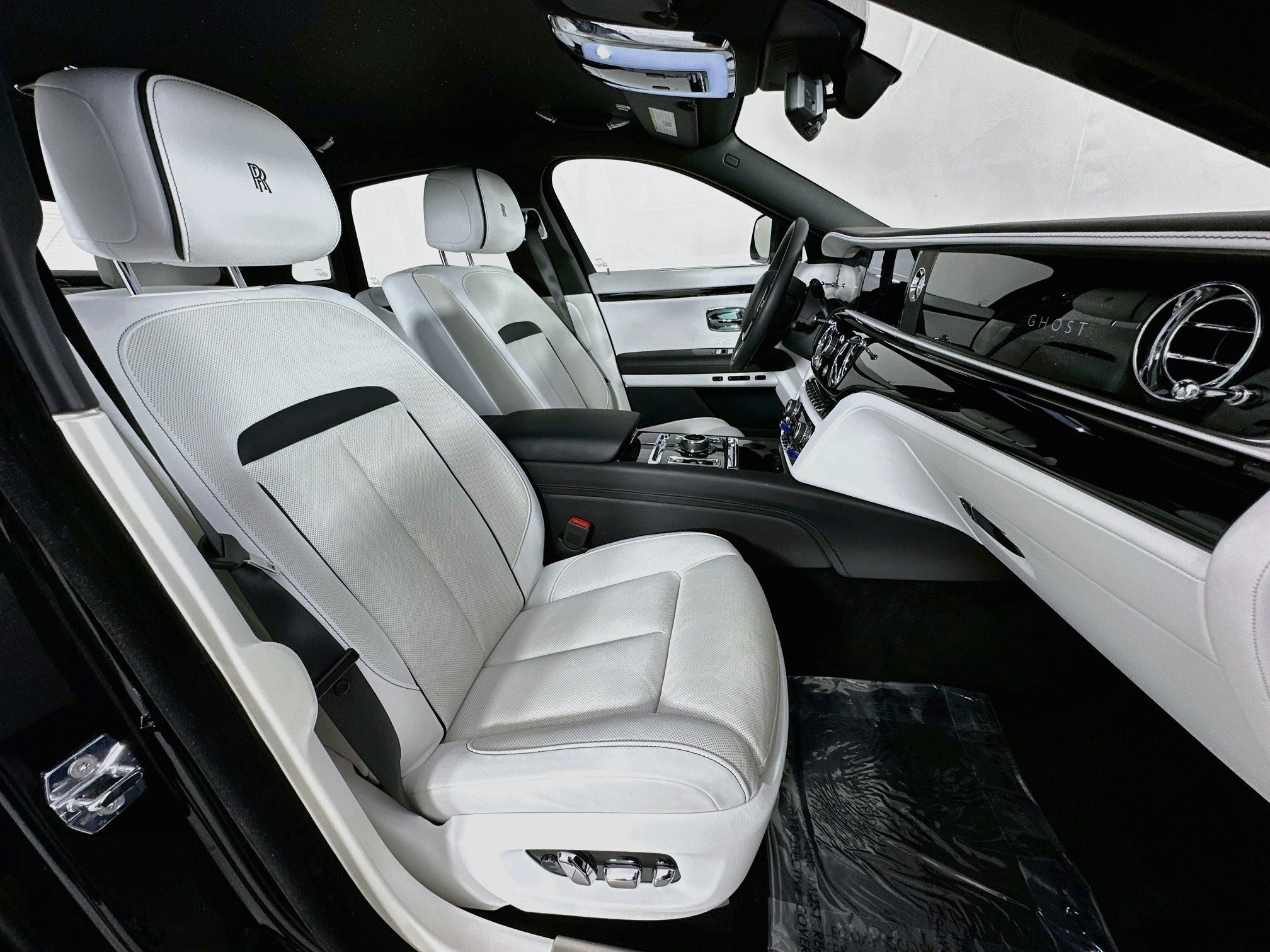 2022 Rolls-Royce Ghost 