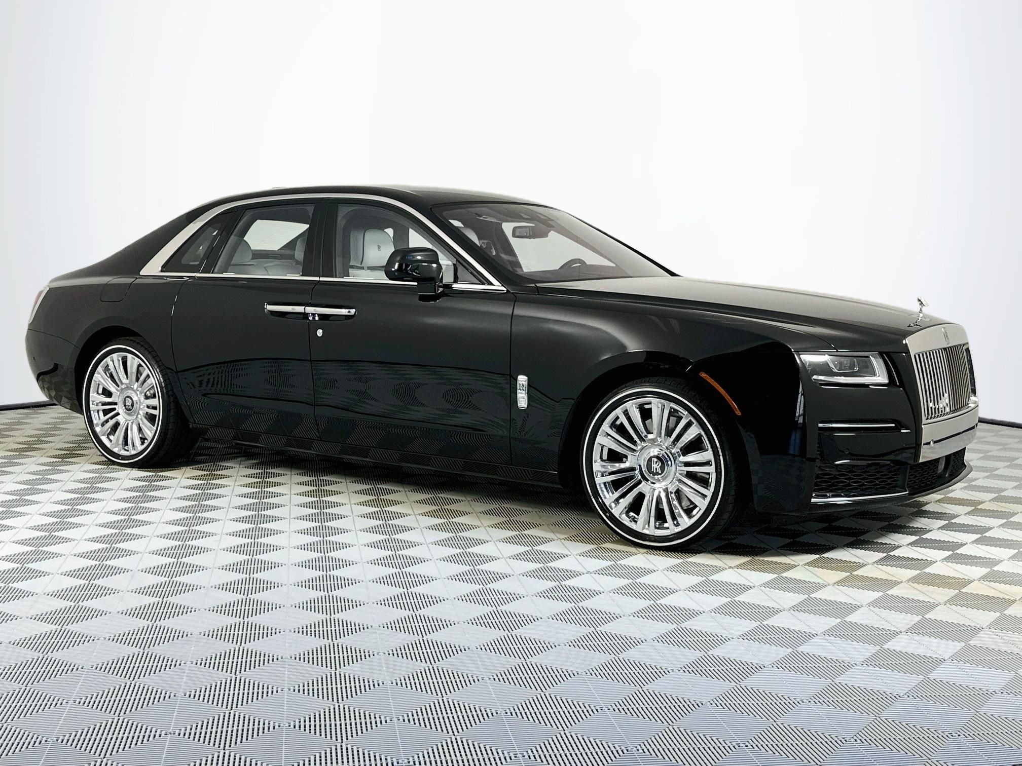2022 Rolls-Royce Ghost 