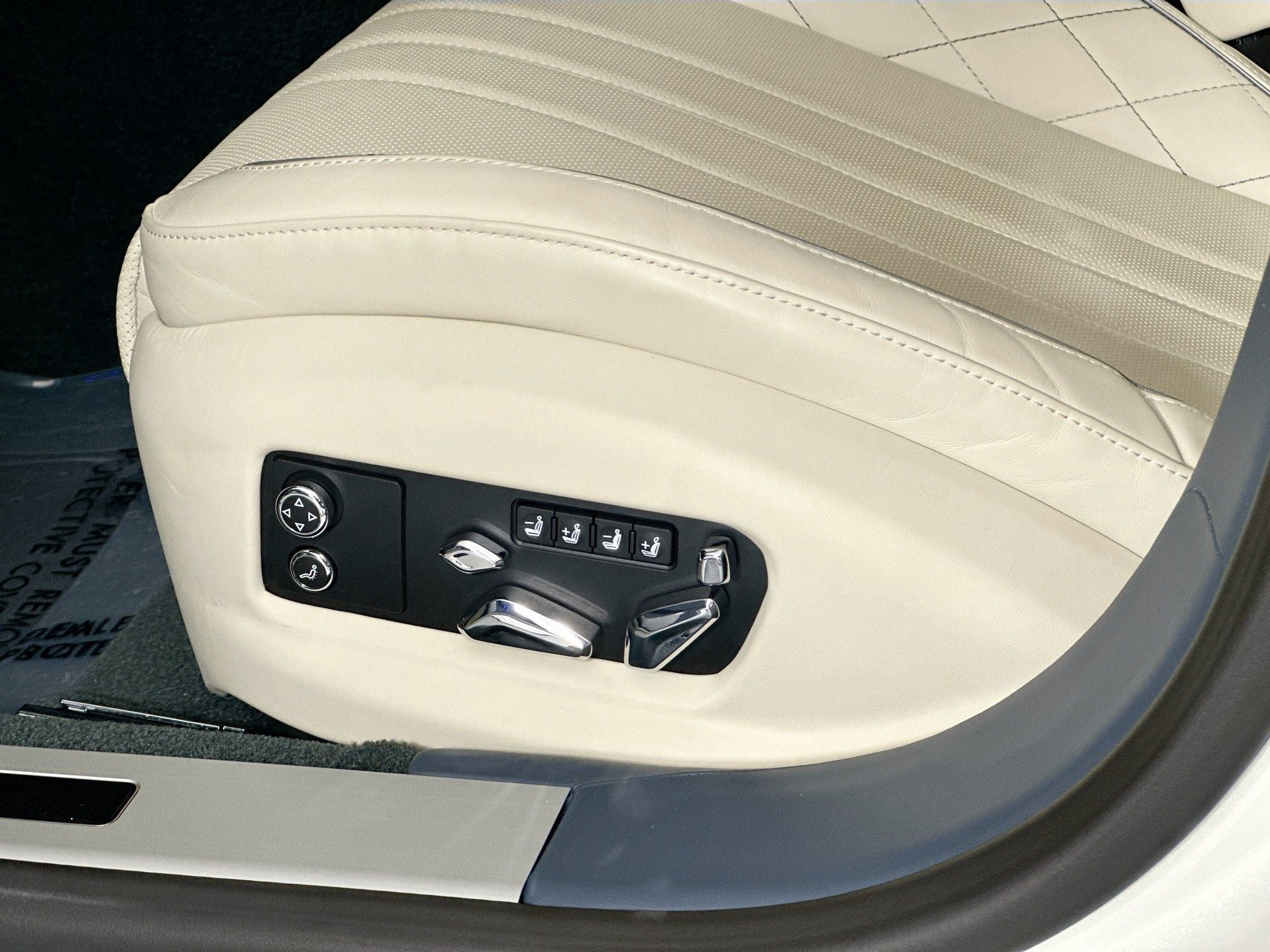 2024 Bentley Flying Spur Mulliner W12