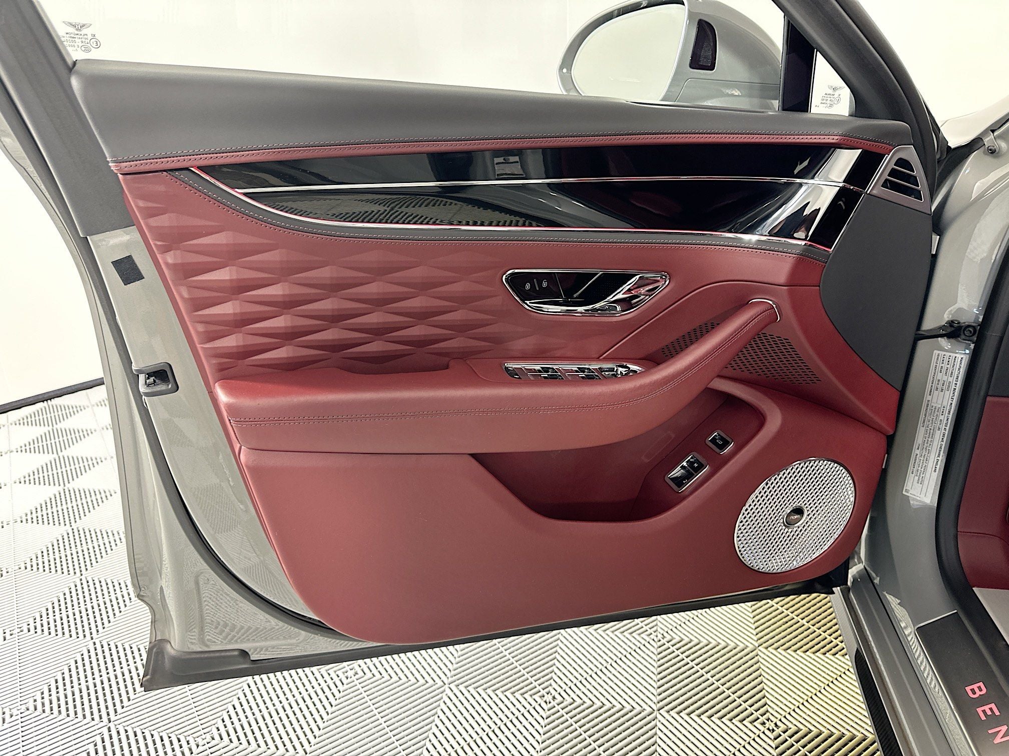 2023 Bentley Flying Spur Azure