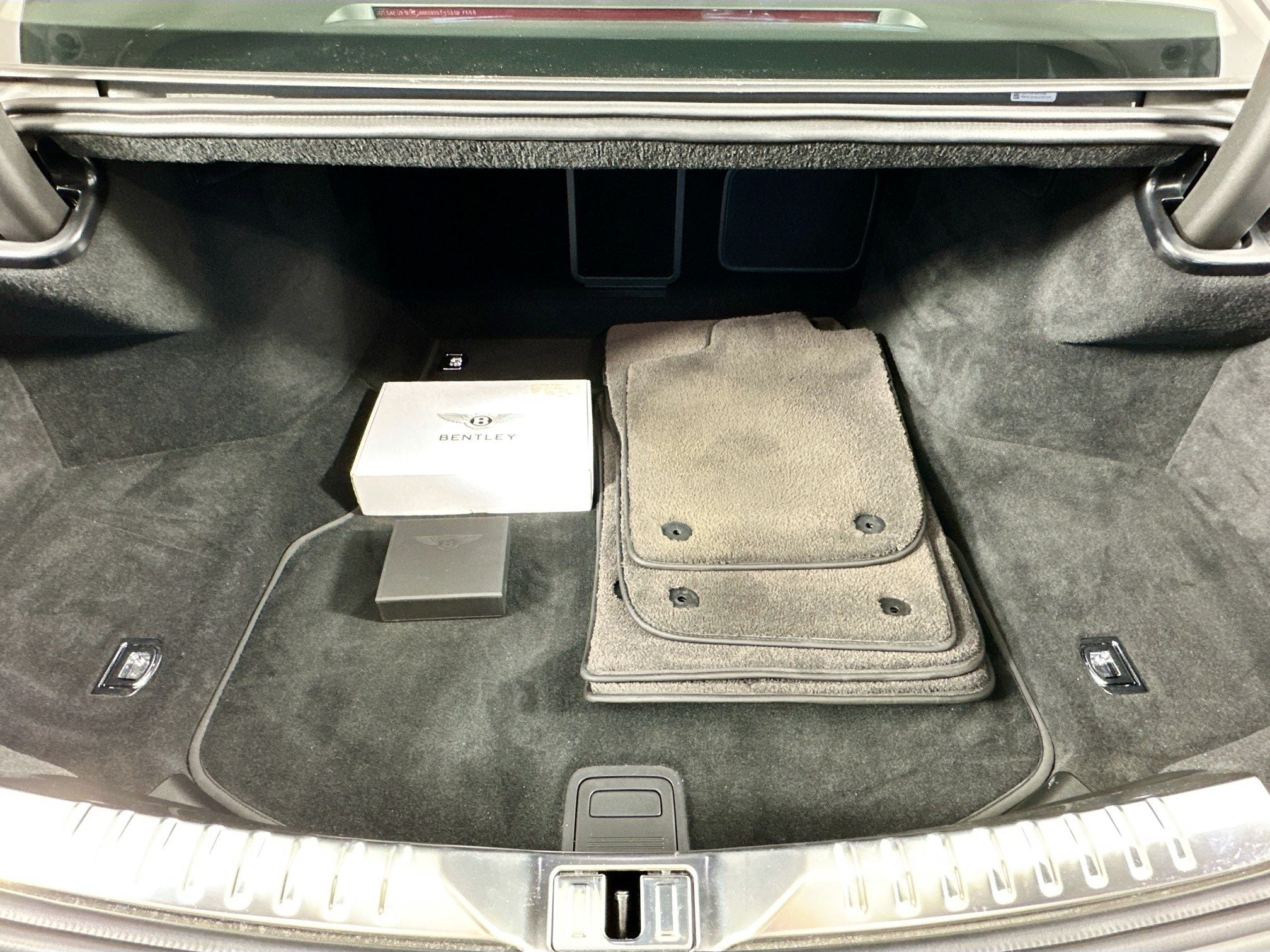 2023 Bentley Flying Spur Azure