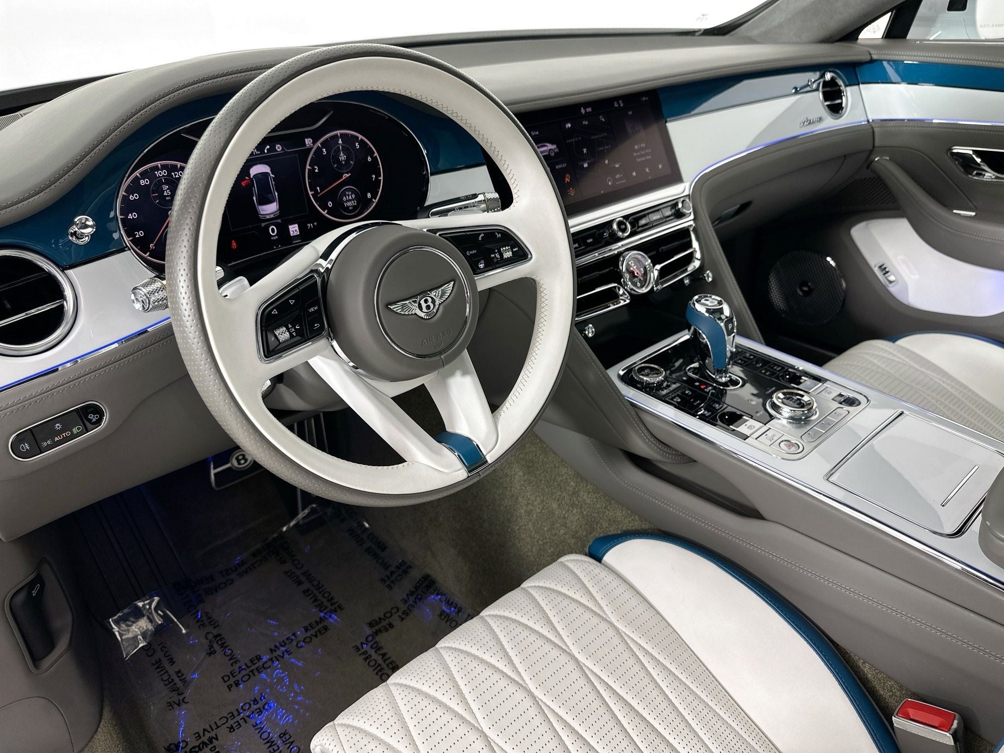 2023 Bentley Flying Spur Azure - Mulliner Artica Edition
