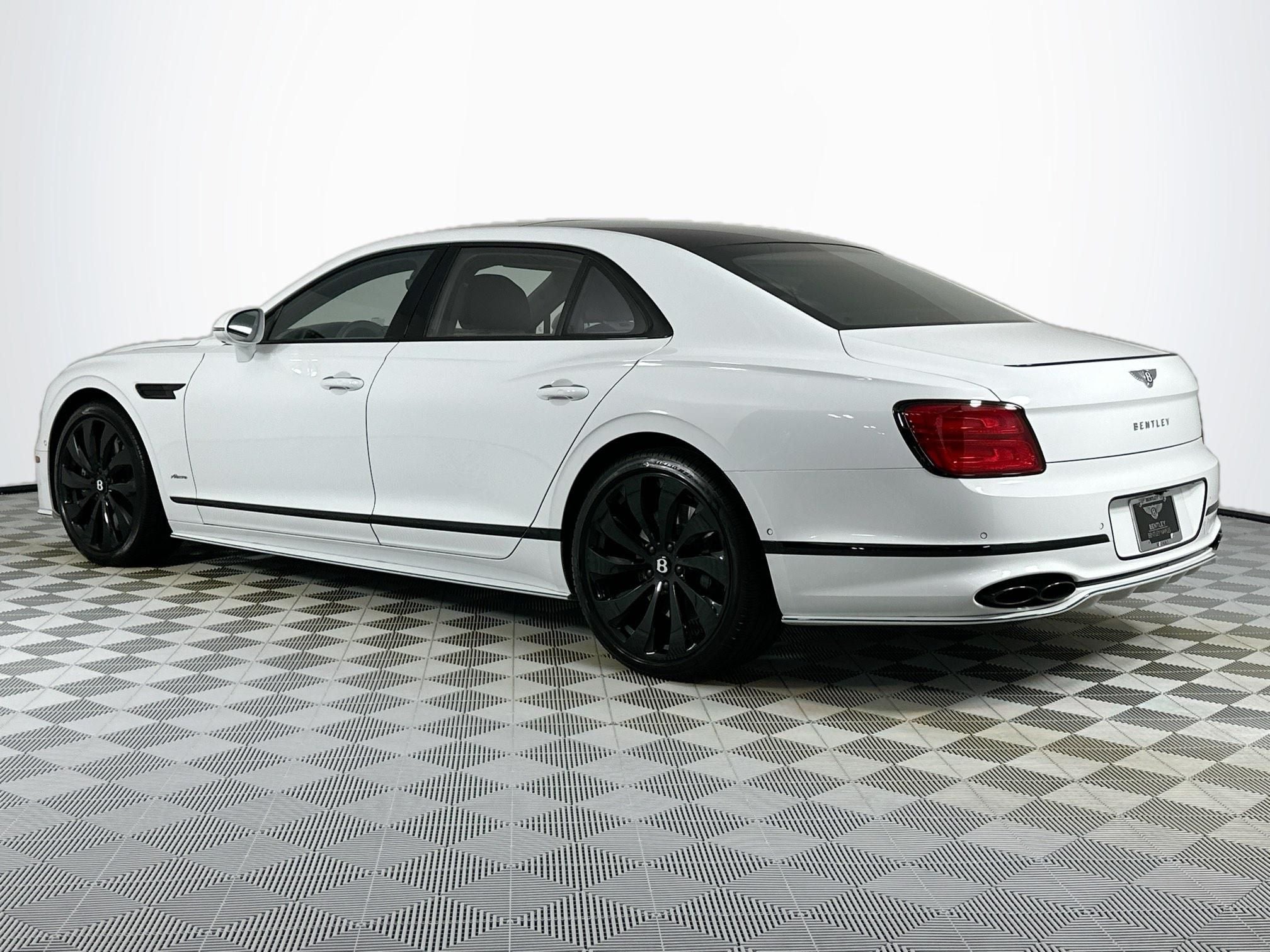 2023 Bentley Flying Spur Azure - Mulliner Artica Edition