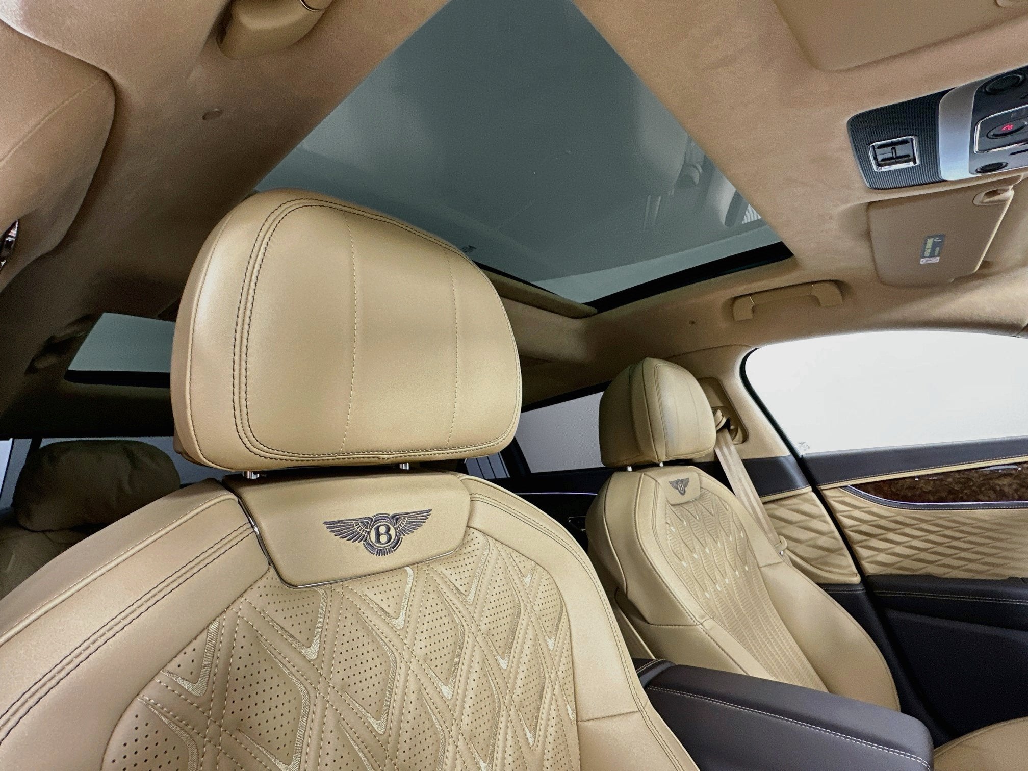 2026 Bentley Flying Spur Azure