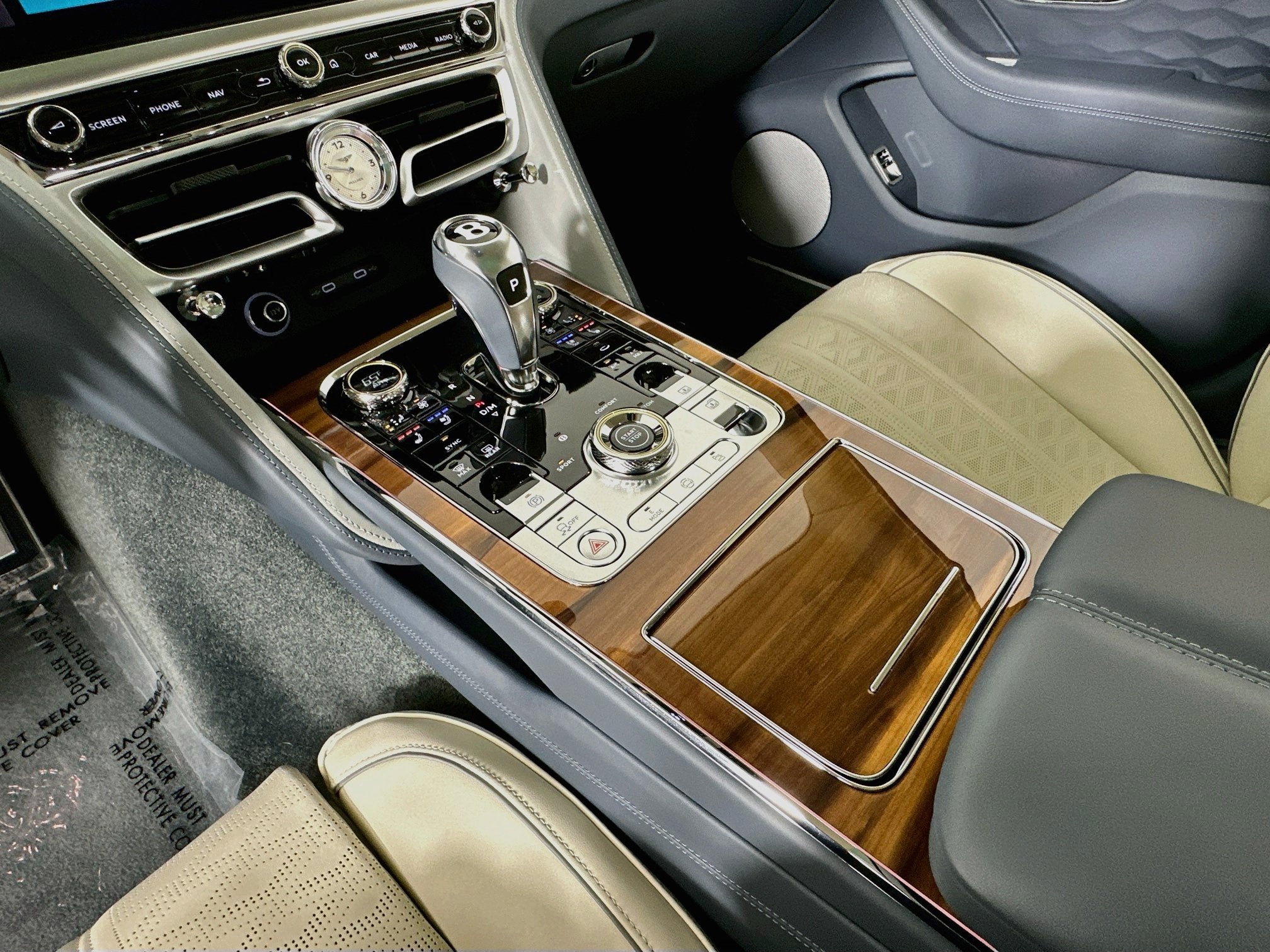 2025 Bentley Flying Spur Speed