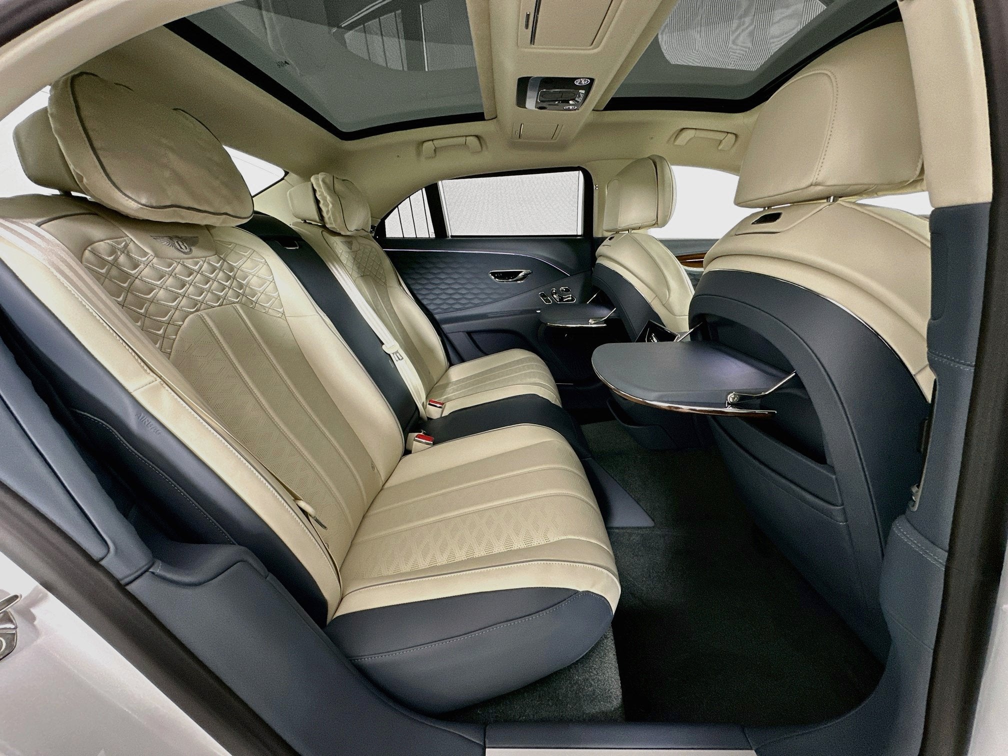 2025 Bentley Flying Spur Speed