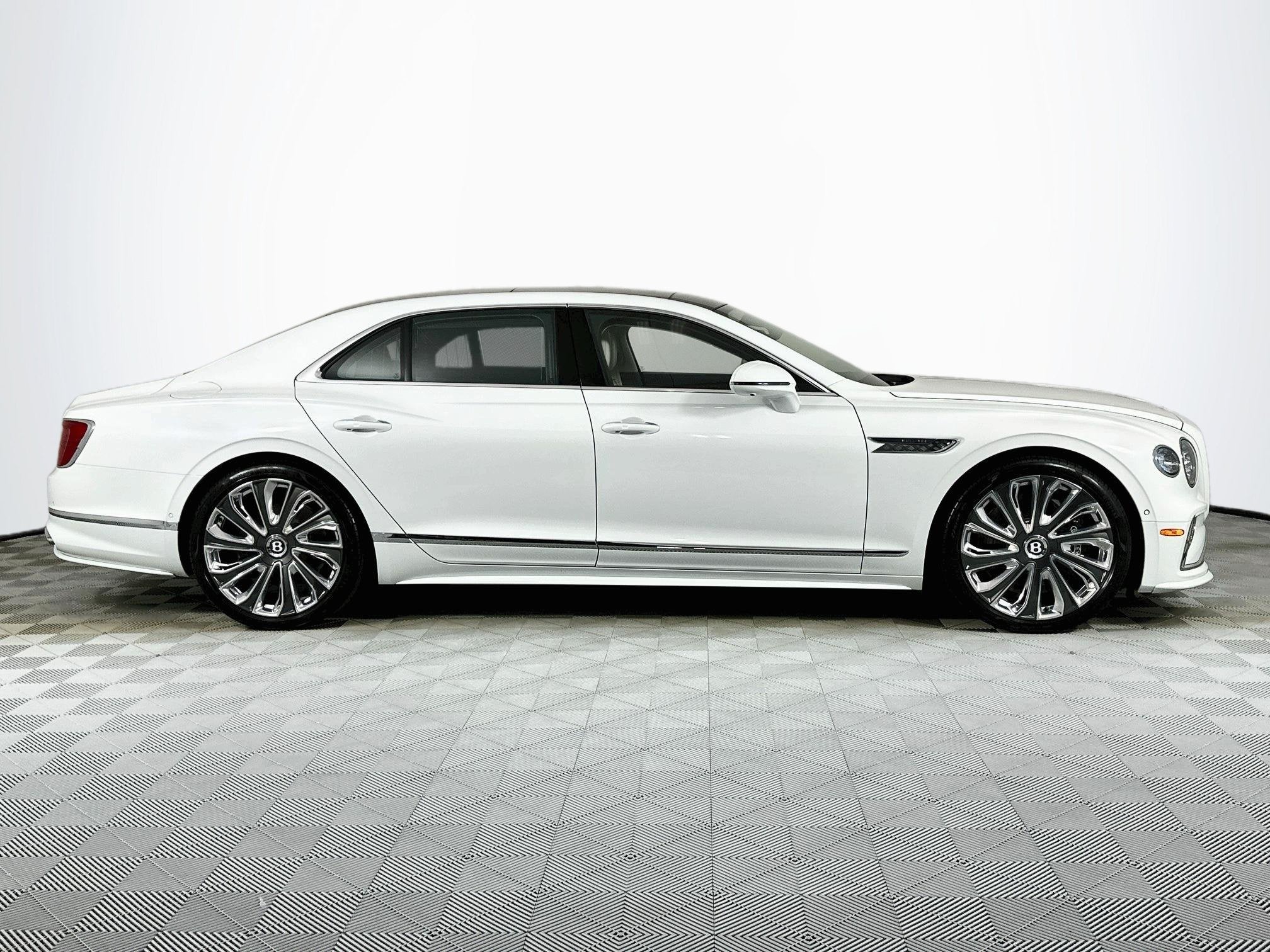 2025 Bentley Flying Spur Speed