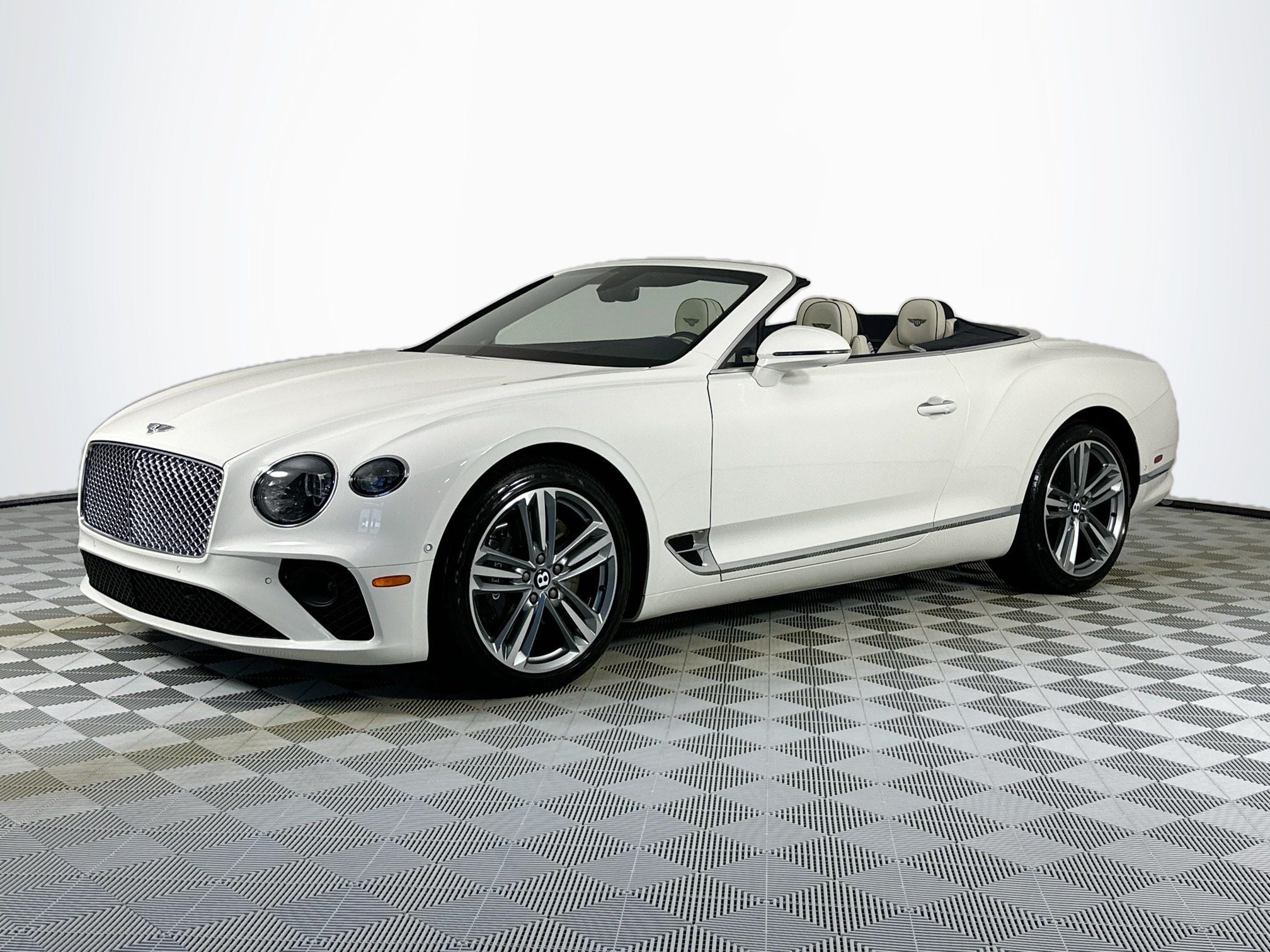 2023 Bentley Continental GTC V8