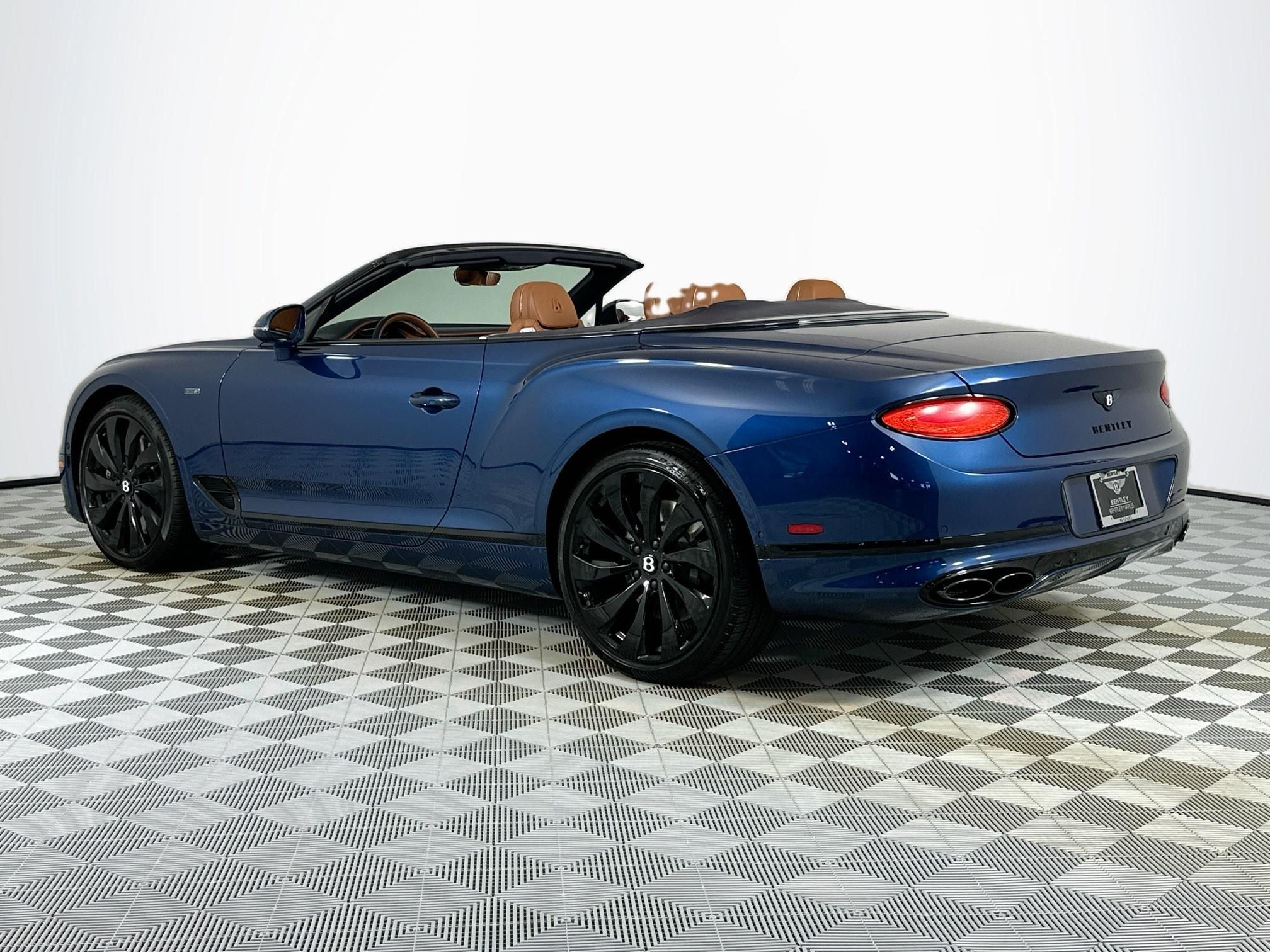 2024 Bentley Continental GTC V8 Edition 8