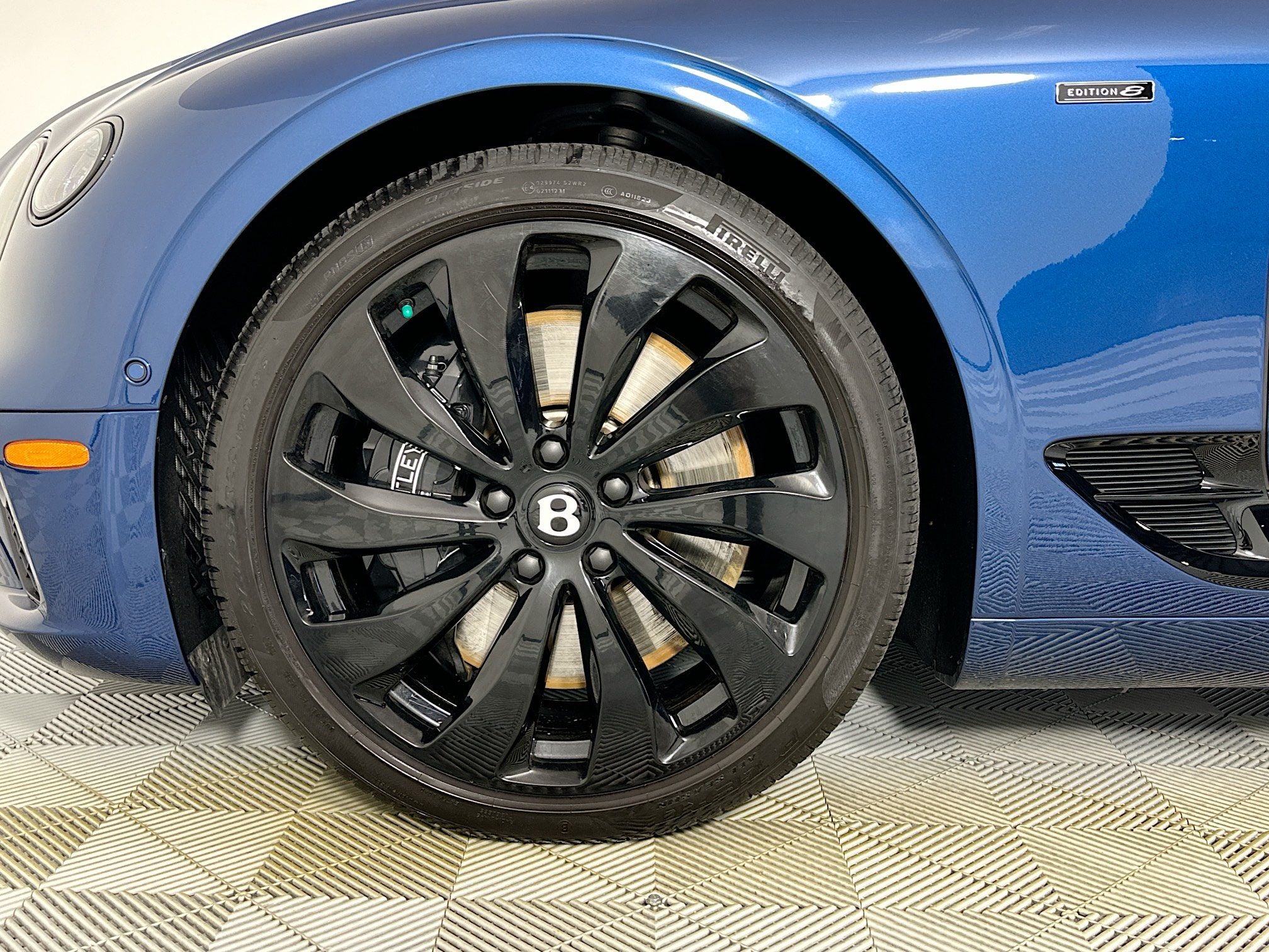2024 Bentley Continental GTC V8 Edition 8