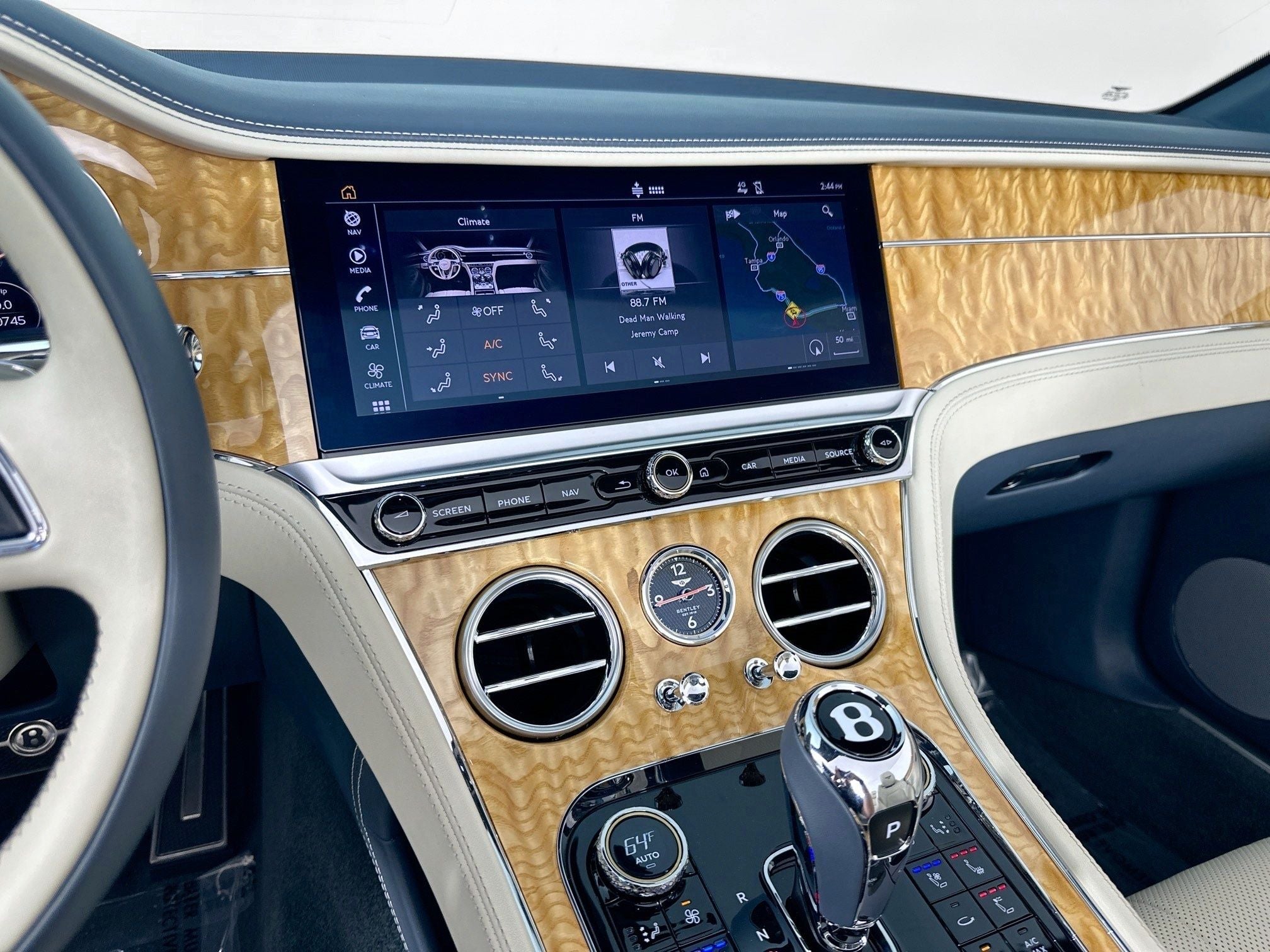 2021 Bentley Continental GTC V8