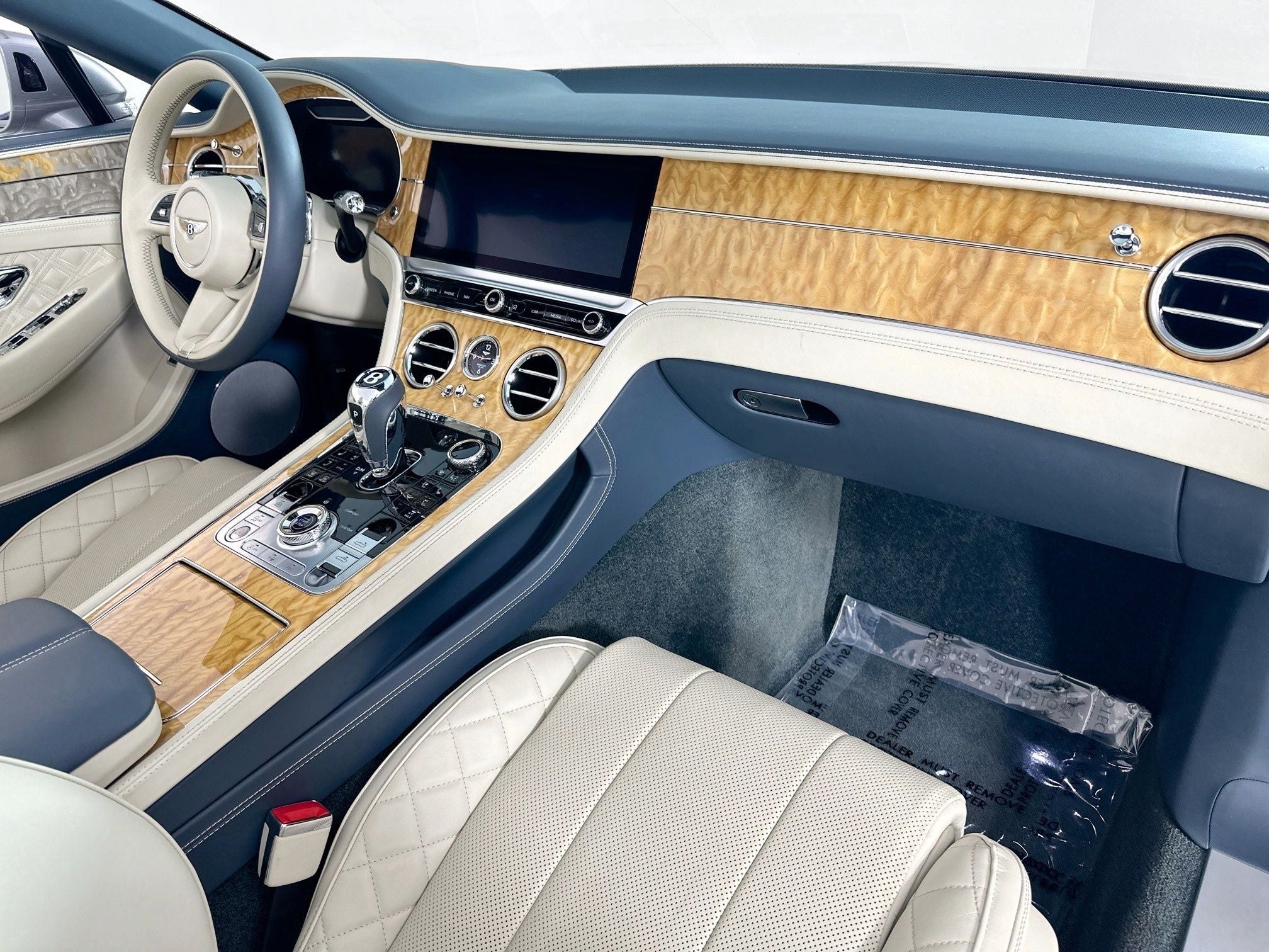 2021 Bentley Continental GTC V8