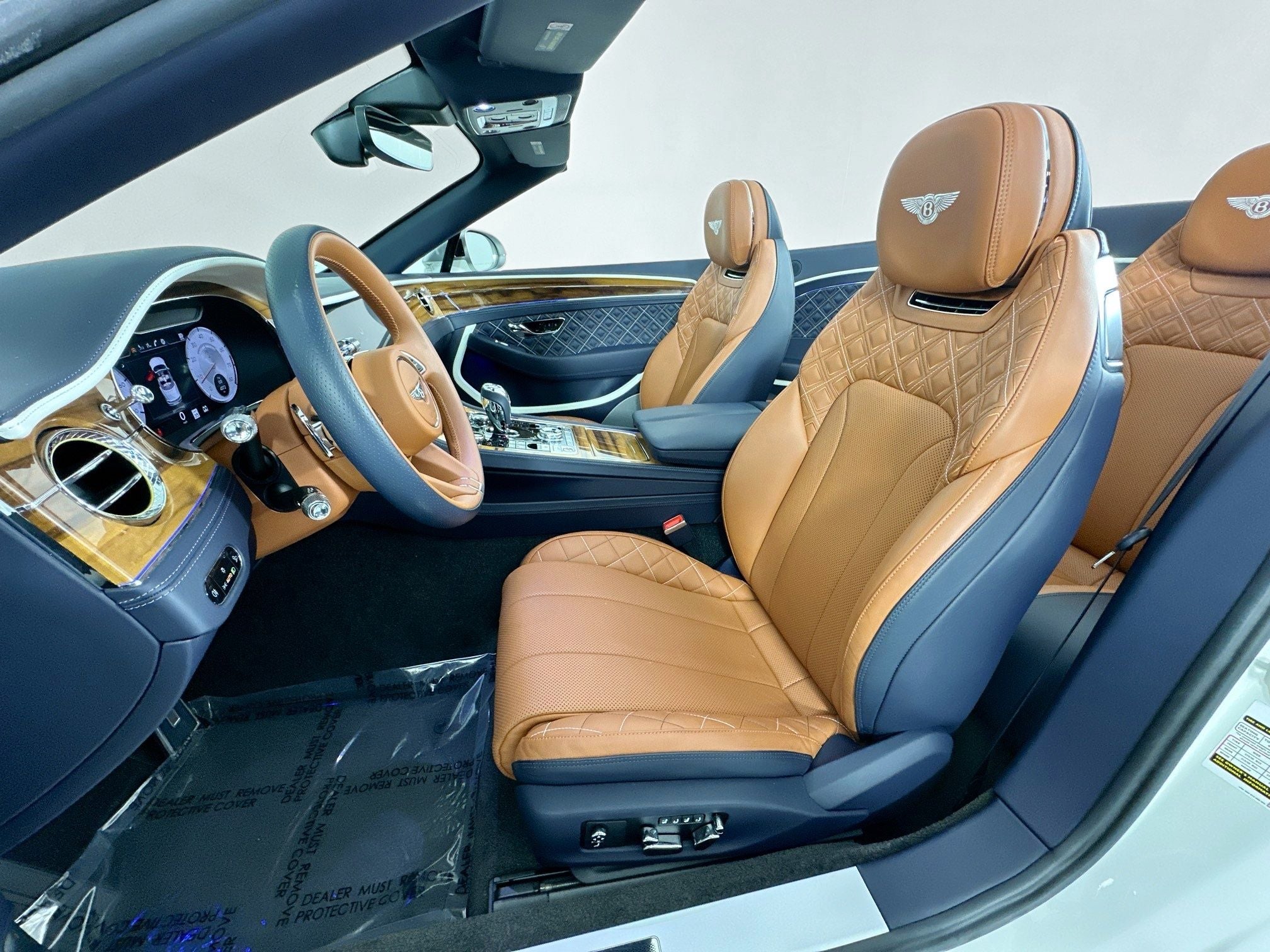 2023 Bentley Continental GTC Mulliner V8