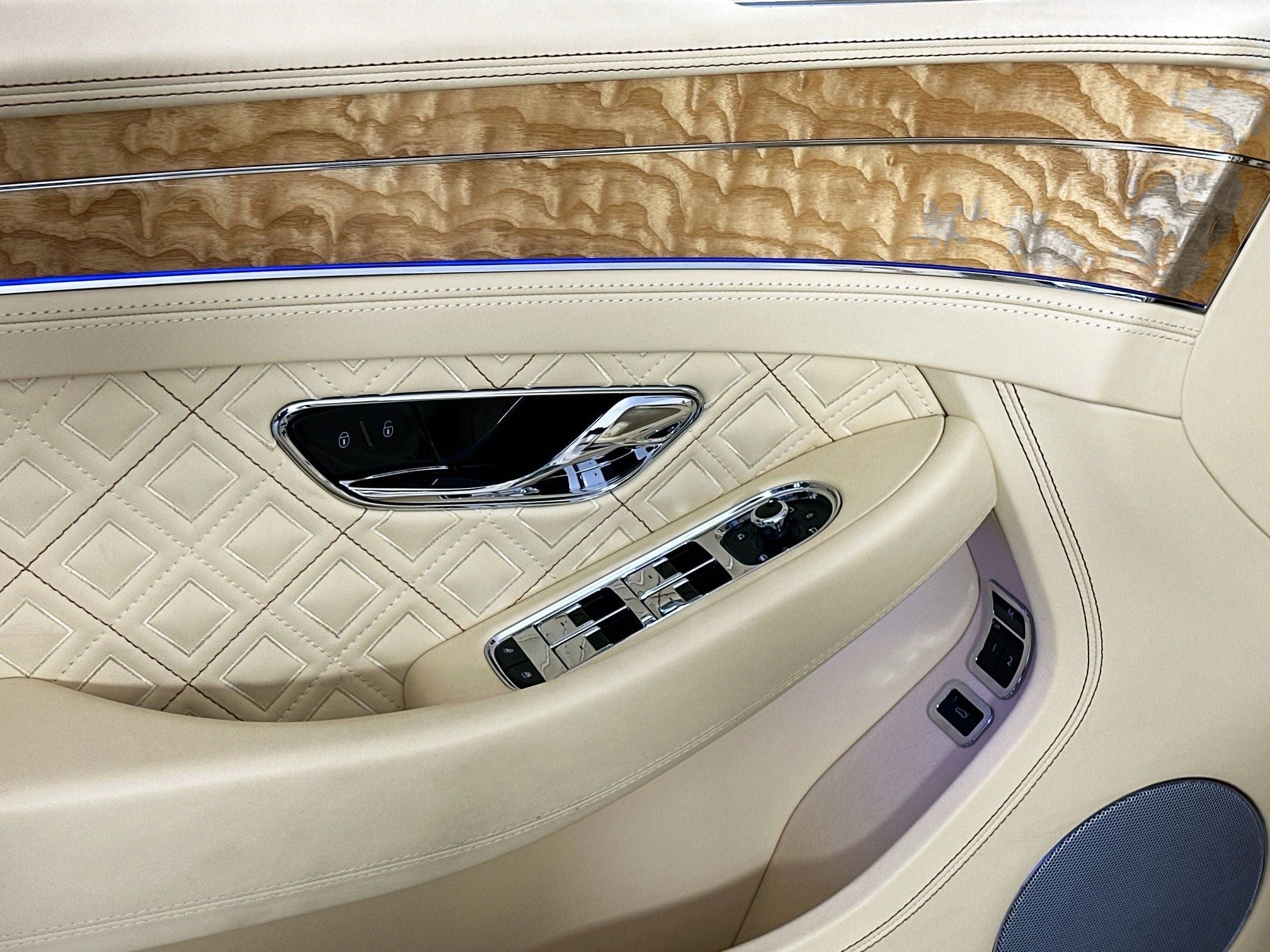 2020 Bentley Continental GTC V8