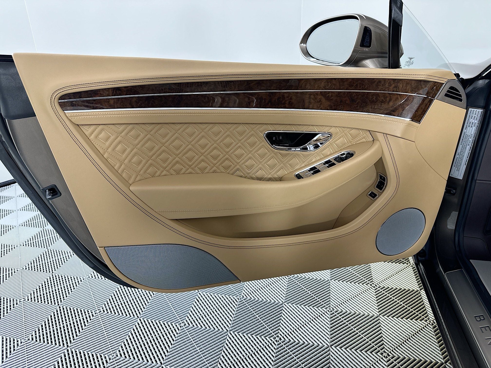 2021 Bentley Continental GTC V8